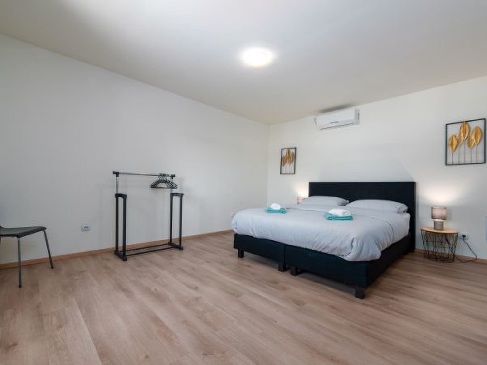 Gallery Image 21