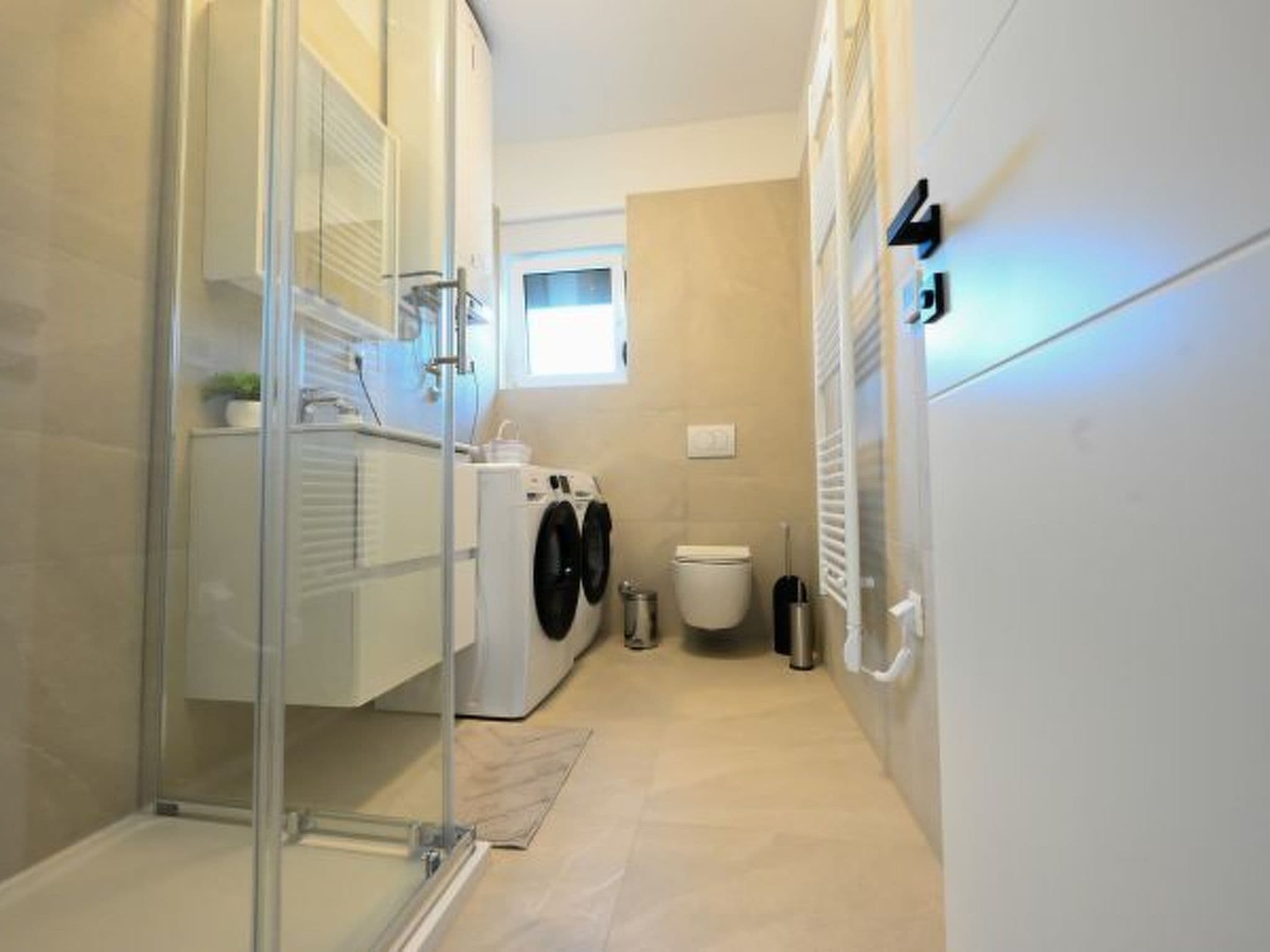 Gallery Image 30