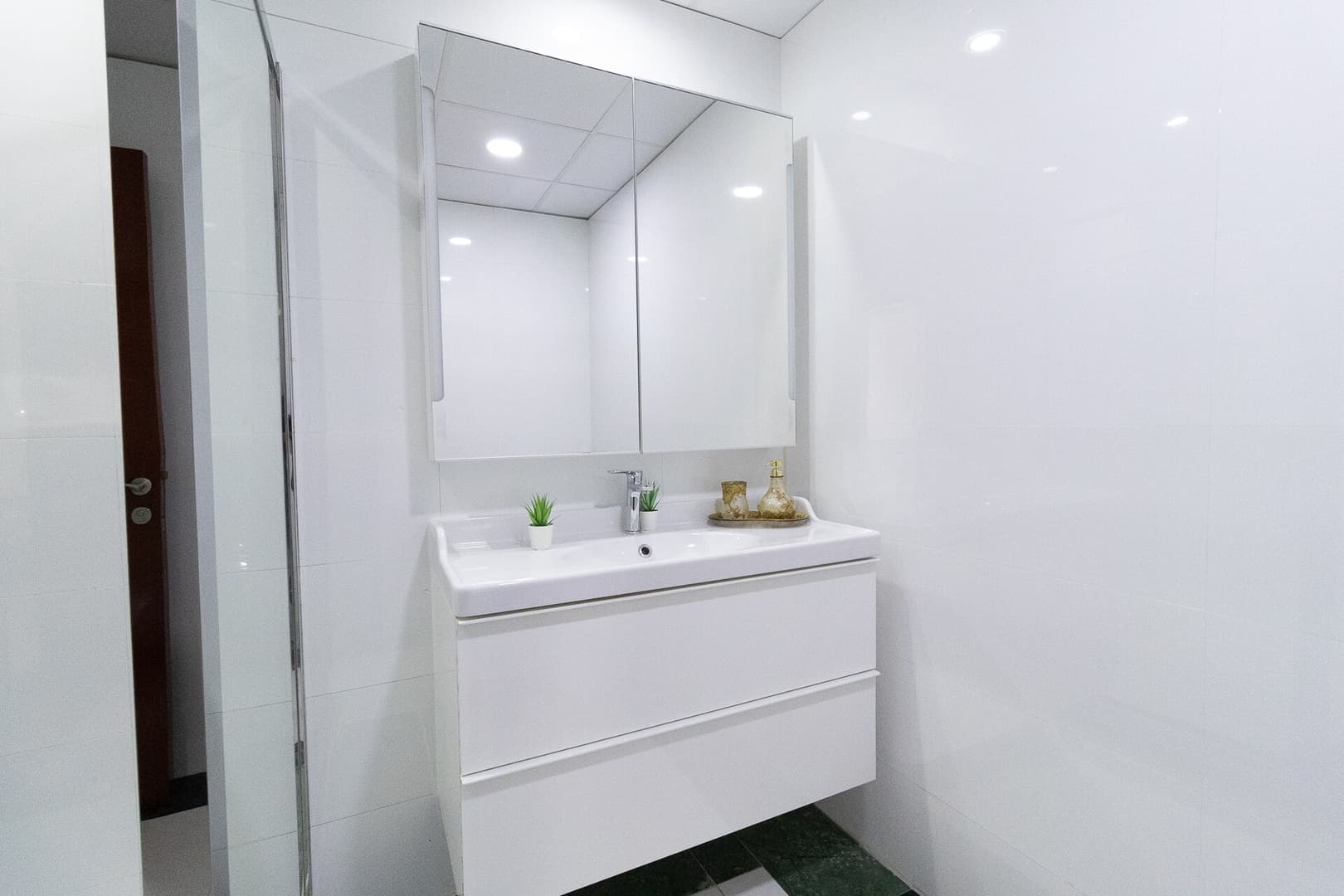 Gallery Image 37