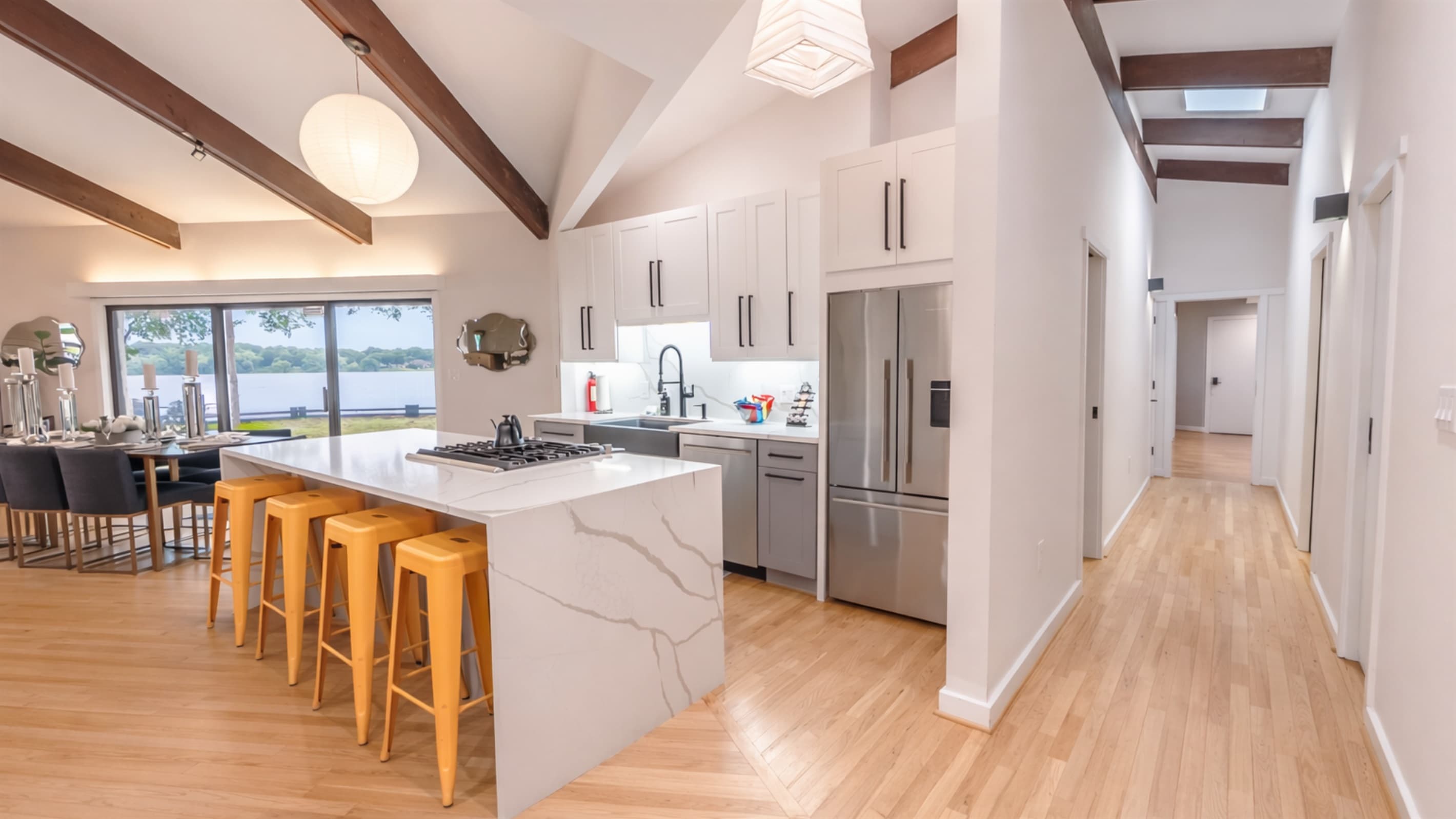 Chef's Kitchen — Bar Island Seating, Casual Dining, Fully Equipped for Group Meals