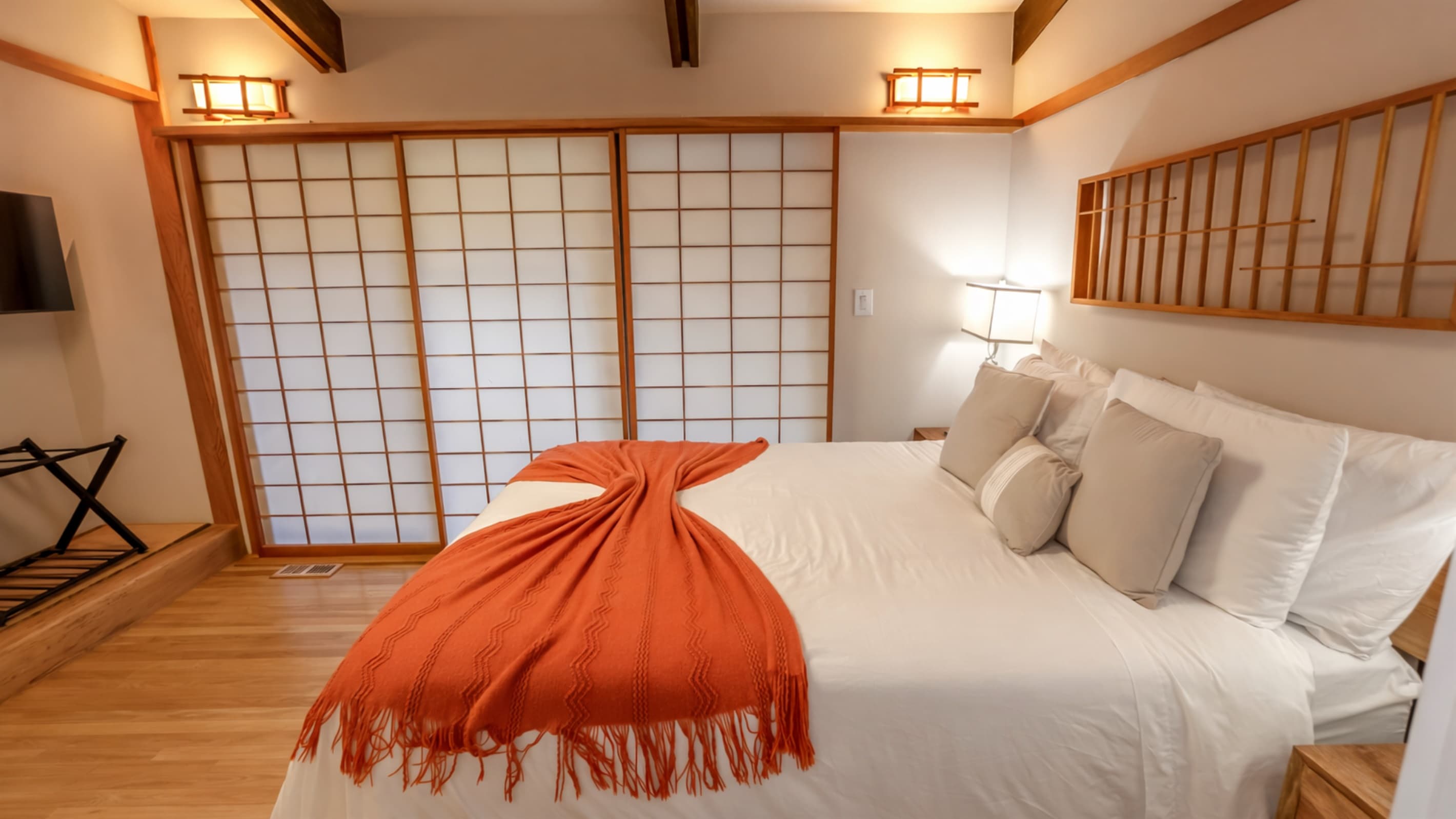 King Suite — Central Wing, Shoji Screen Design, Private Ensuite, Japanese-Zen Aesthetic