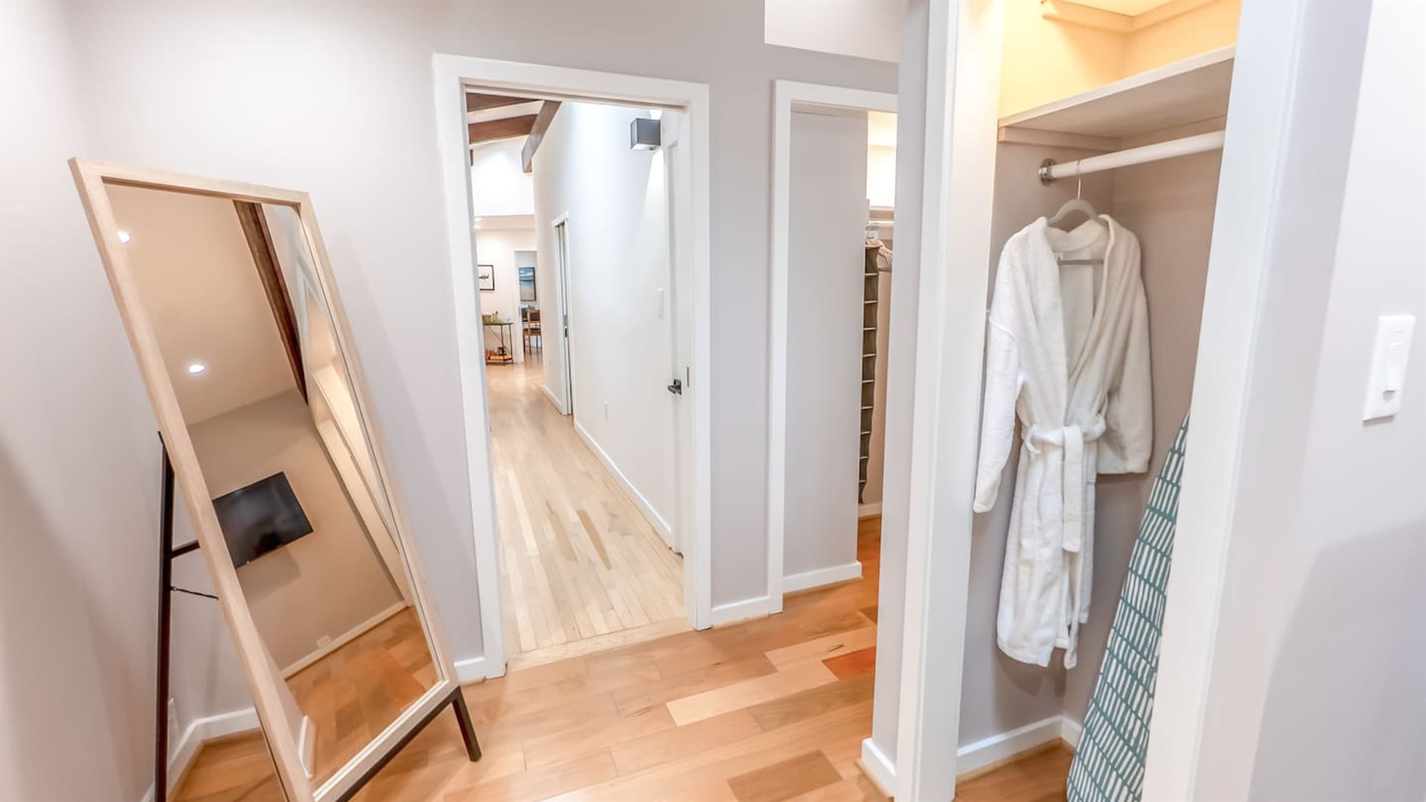 En-Suite Bath — Dressing Area, Ample Storage, Premium Finishes, Private Bath