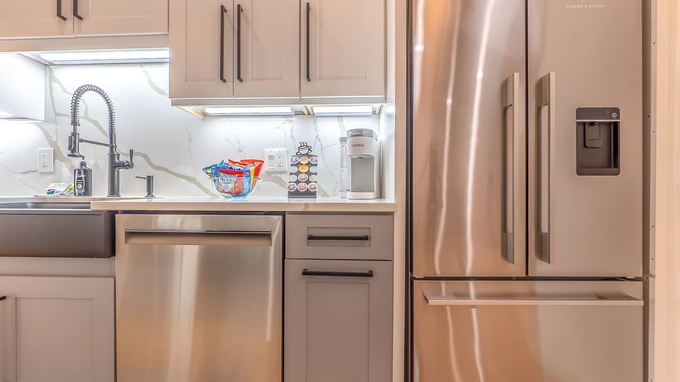 Chef's Kitchen — Full Stainless Appliance Suite, Home-Style Group Cooking