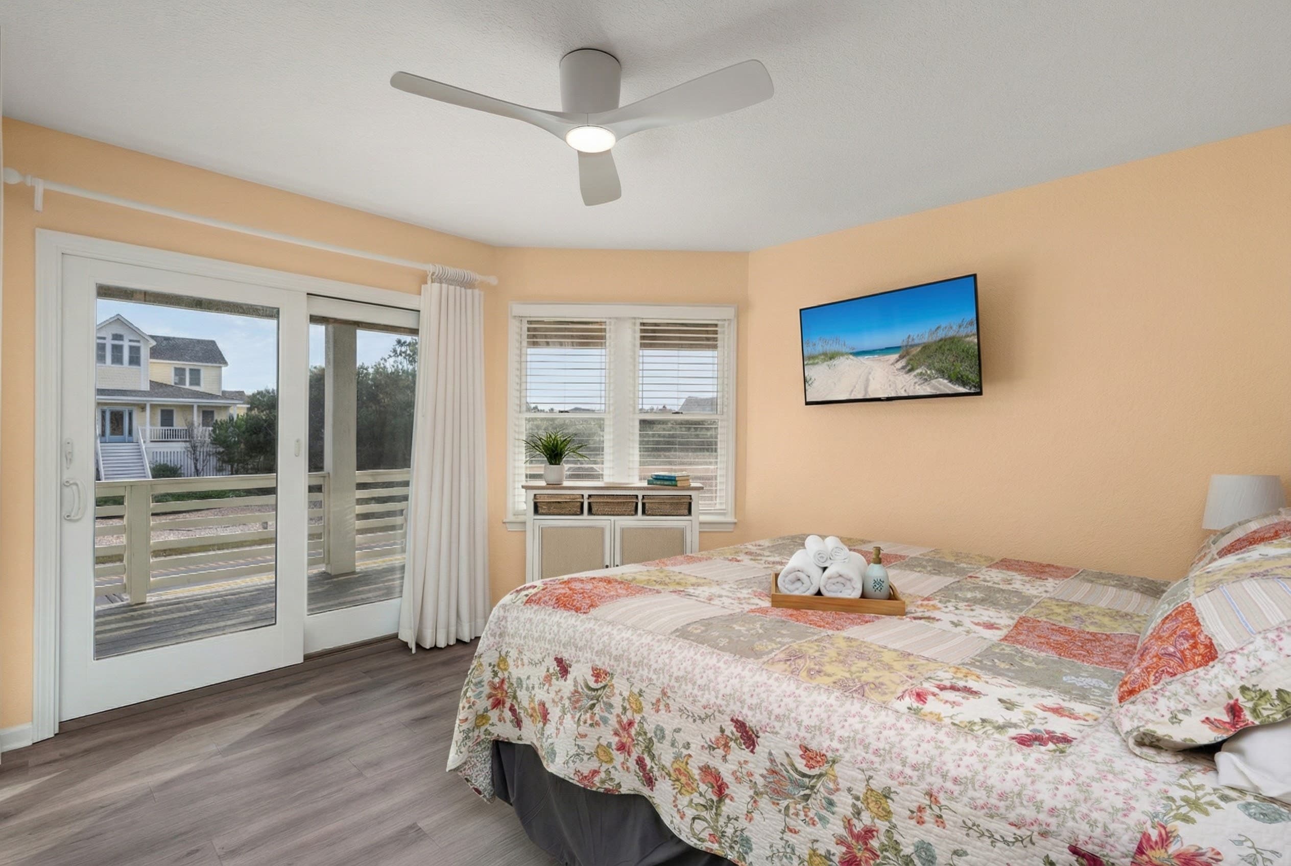 Mid-Level King Master Suite with Balcony Access & Breathtaking Views | Harmankaya, Whalehead Beach OBX
