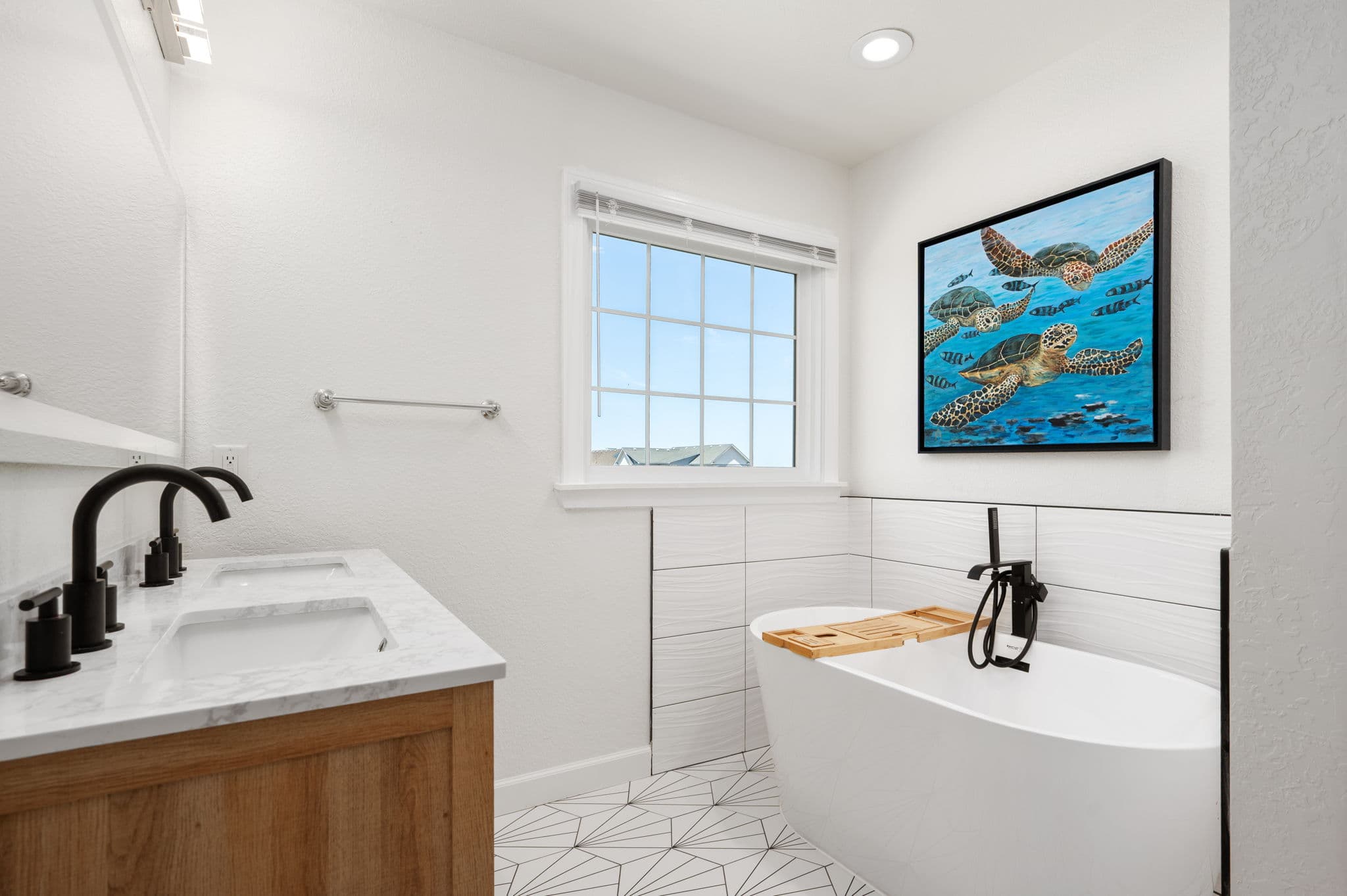 BR8 Captain's Quarters — Ocean-Themed Art & Spacious Vanity | Coastline Haven, Nags Head OBX