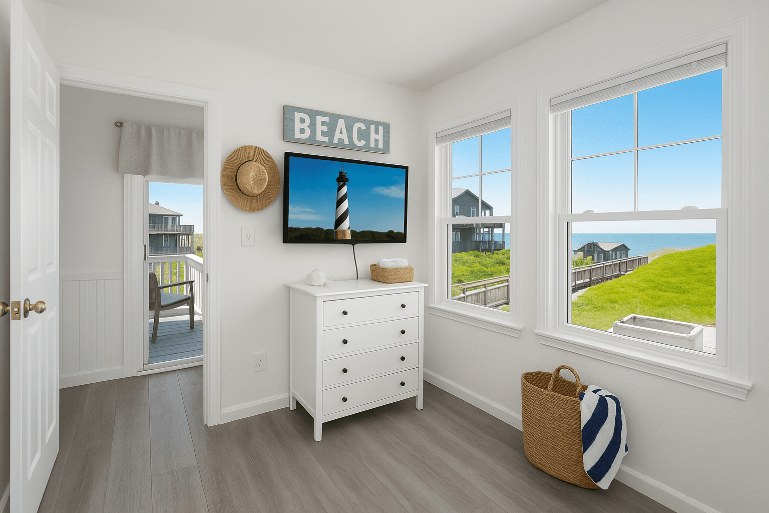 BR5 Beach-Themed Bunks — Twin-Over-Full for Fun & Function | Coastline Haven, Outer Banks