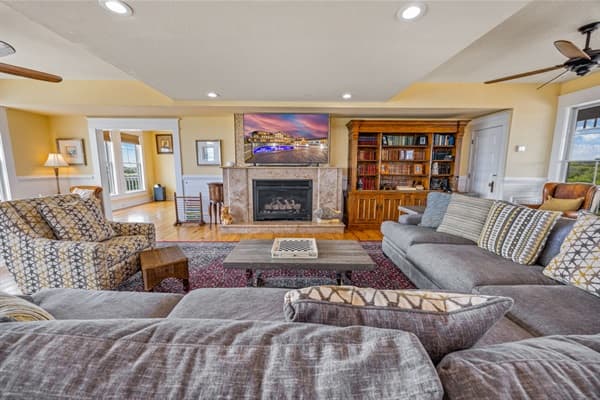 Mark Twain Chef's Kitchen — 4 Refrigerators & Commercial Appliances | Event Venue Space | Corolla 4x4, OBX