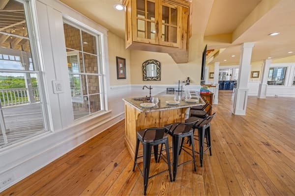Mark Twain Interior — Where Indoor Calm Meets Ocean Beauty | Event-Ready Estate | Corolla 4x4, OBX