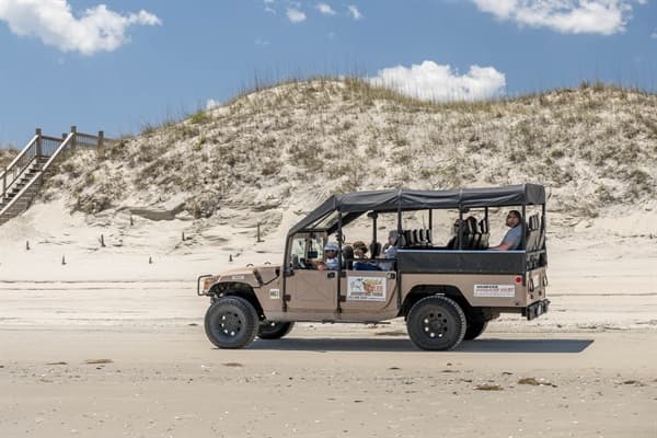 Corolla 4x4 Beach Adventures — Off-Road Tours & Wild Horse Sightseeing Near Fitzgerald & Hemingway Luxury Outer Banks Vacation Rental