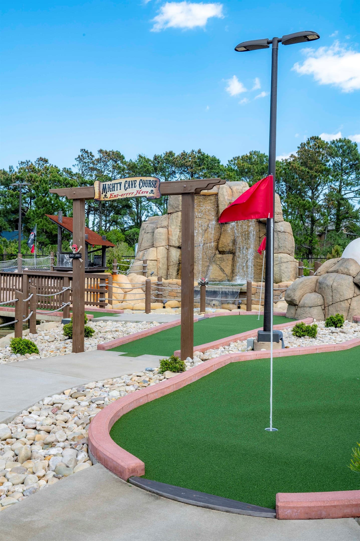 Kayak launch and waterfront recreation — paddling adventures on the Currituck Sound complement your oceanfront stay
