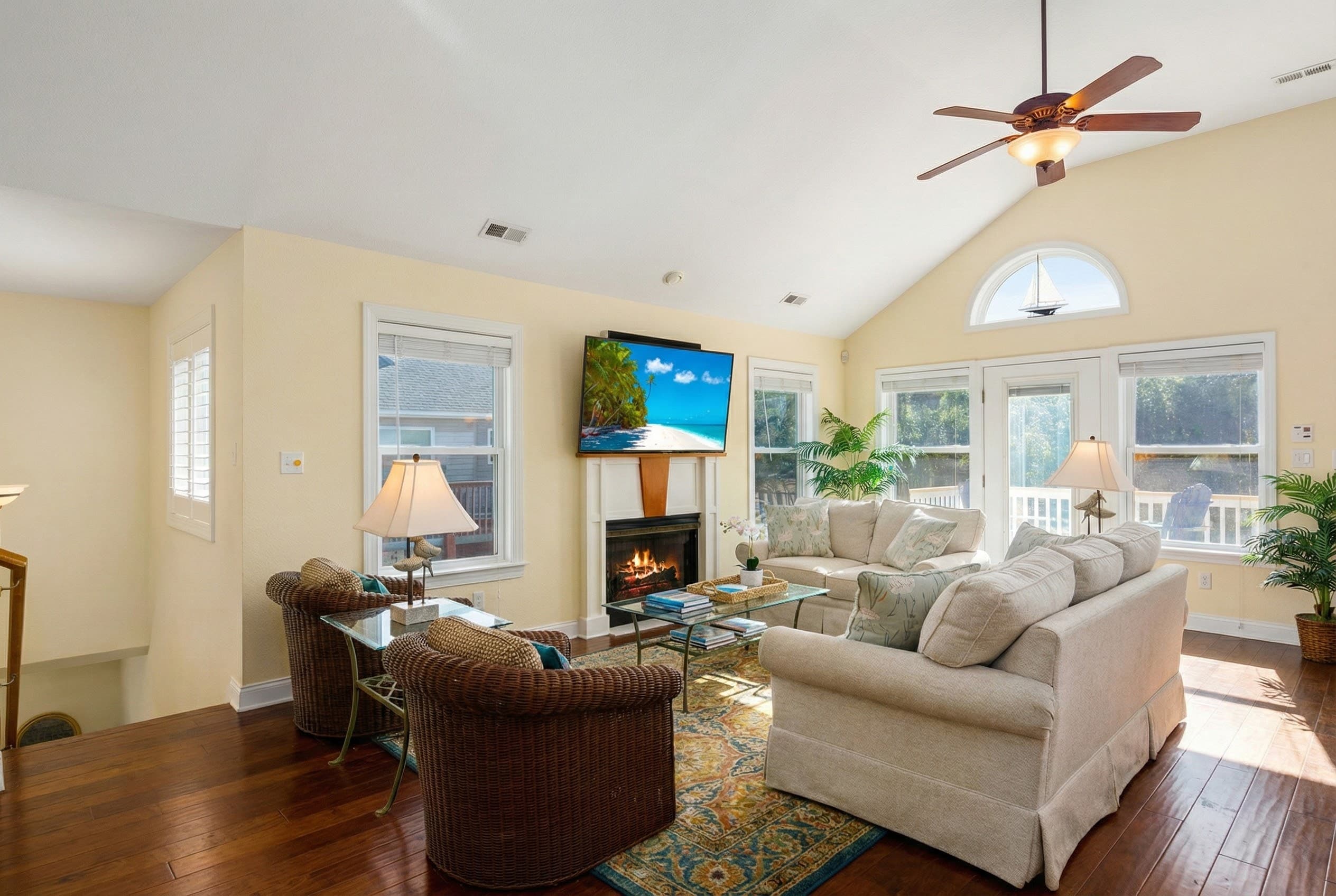 Bath 3 — Convenient Mid-Level Half Bathroom for Guests | Soundside Pearl, Duck NC