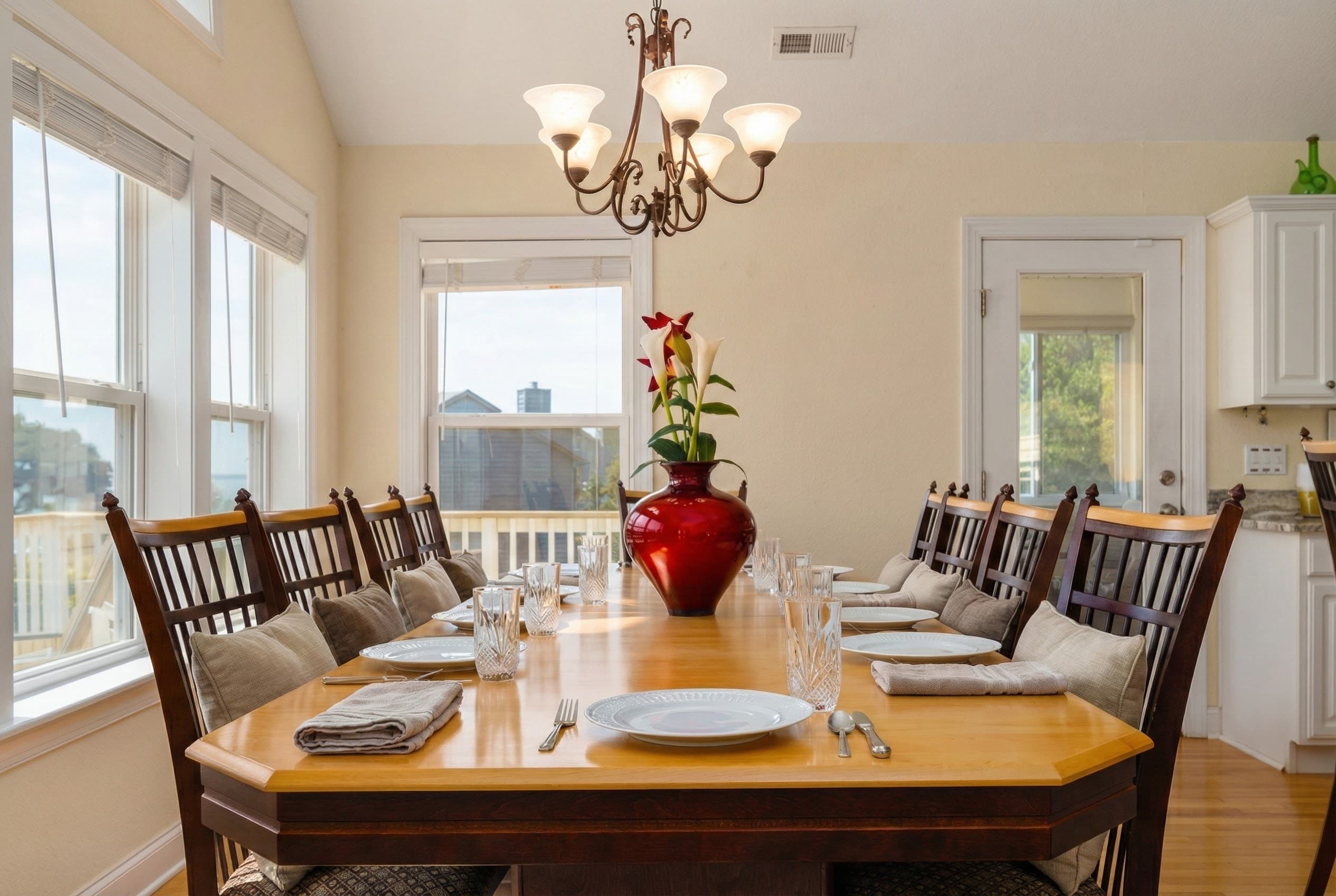 Chef's Kitchen with Granite Countertops & Top-Tier Appliances — Meals for 16 | Soundside Pearl, Duck NC