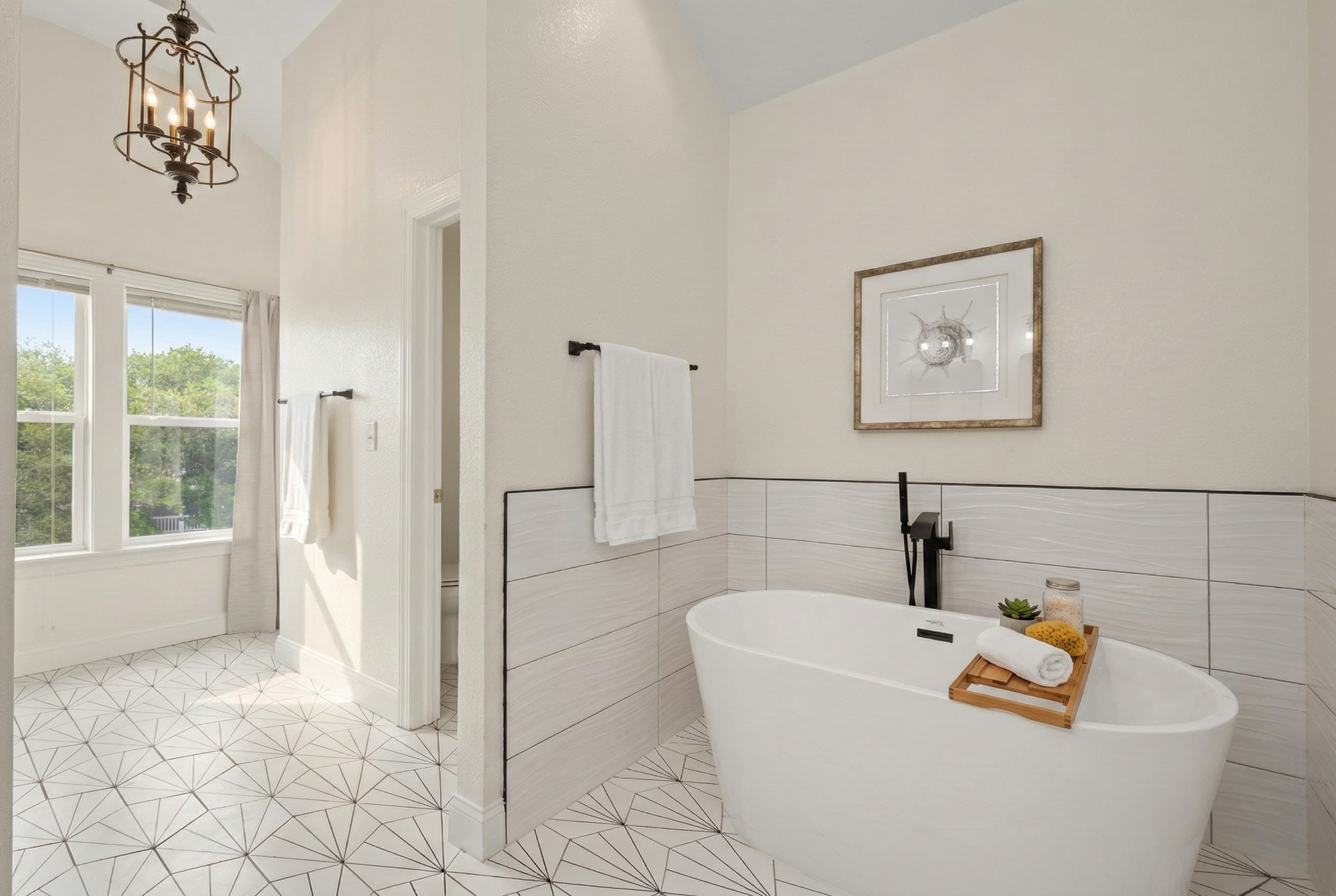 Ensuite Bath 1 — Soaking Tub Retreat for Ultimate Relaxation | Soundside Pearl, Duck NC