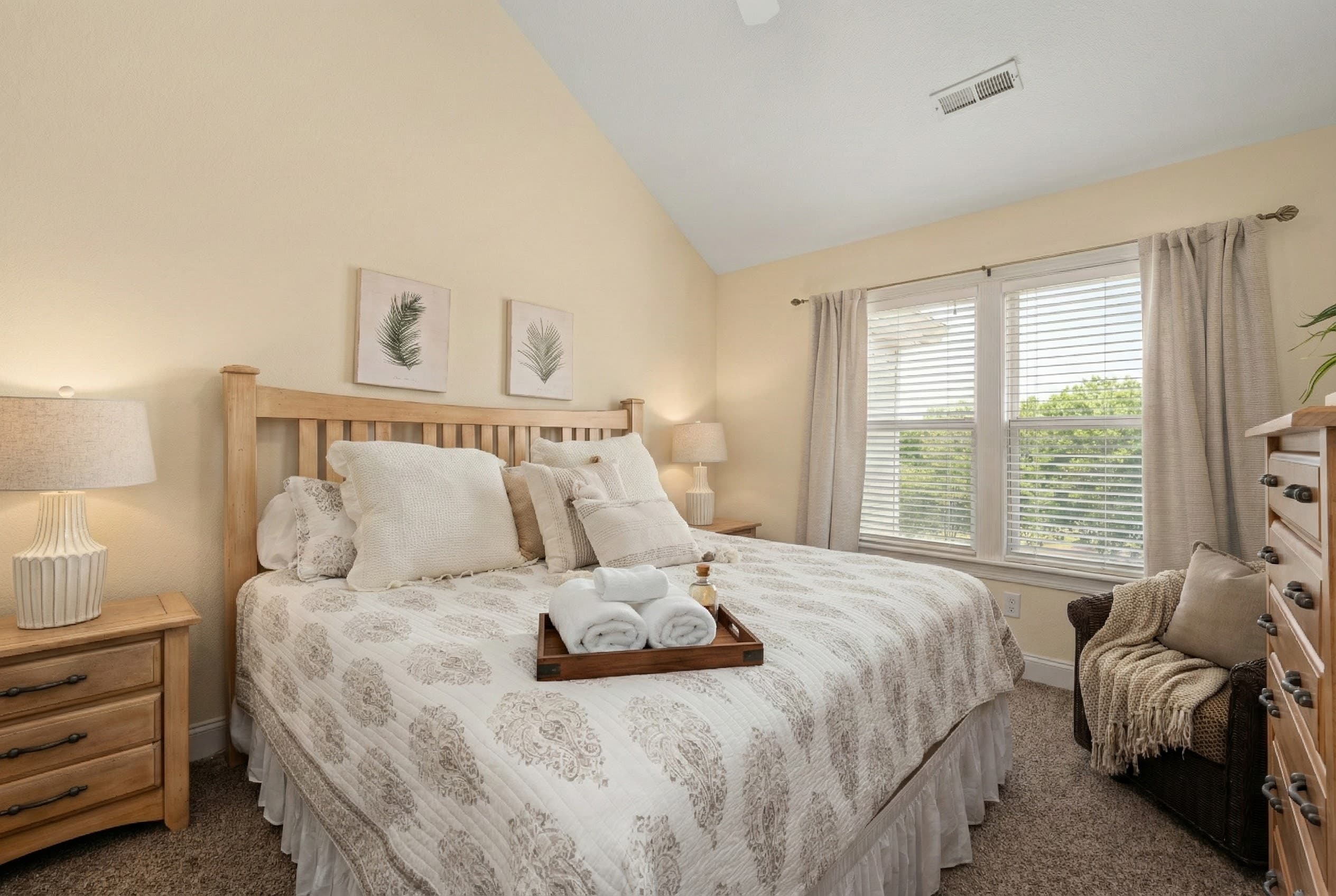 Seafoam Sanctuary (BR5) — King Suite with Driftwood Accents & Coastal Charm | Soundside Pearl, OBX