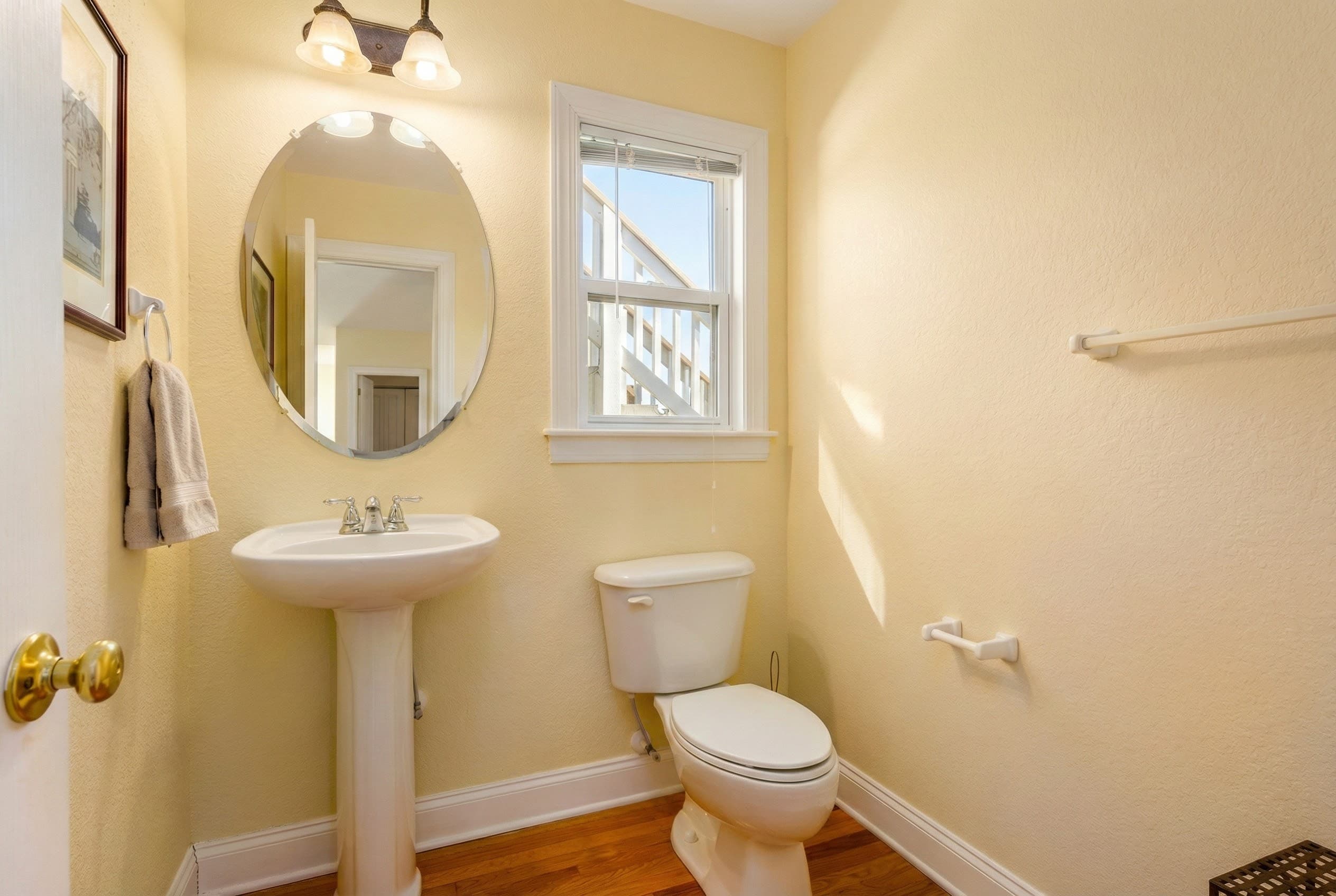 Ensuite Bath 2 — Clean Lines & Modern Elegance | Soundside Pearl, Duck OBX