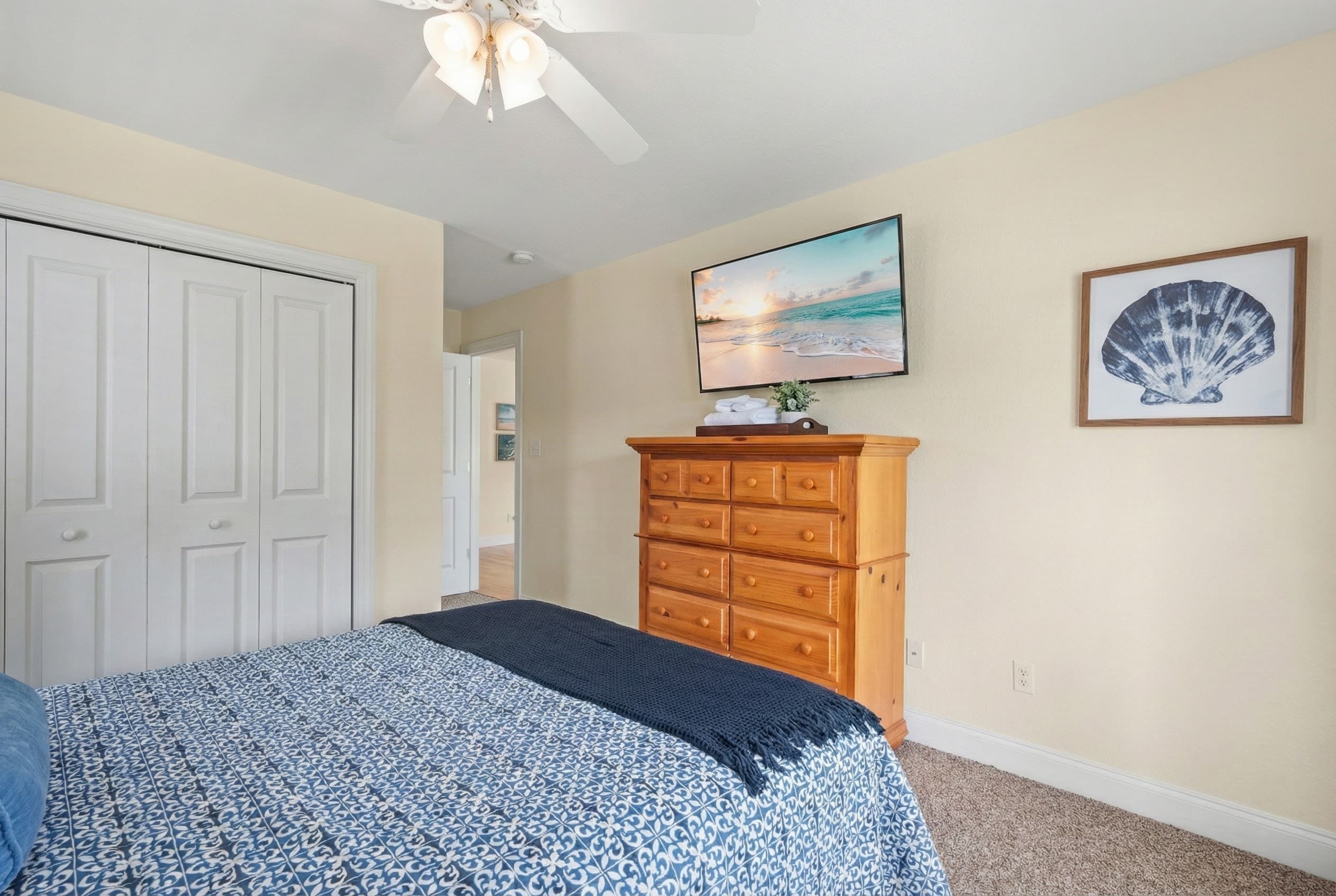 The Siren's Chamber (BR4) — Queen Suite with Subtle Blues & Textured Elegance | Soundside Pearl, OBX