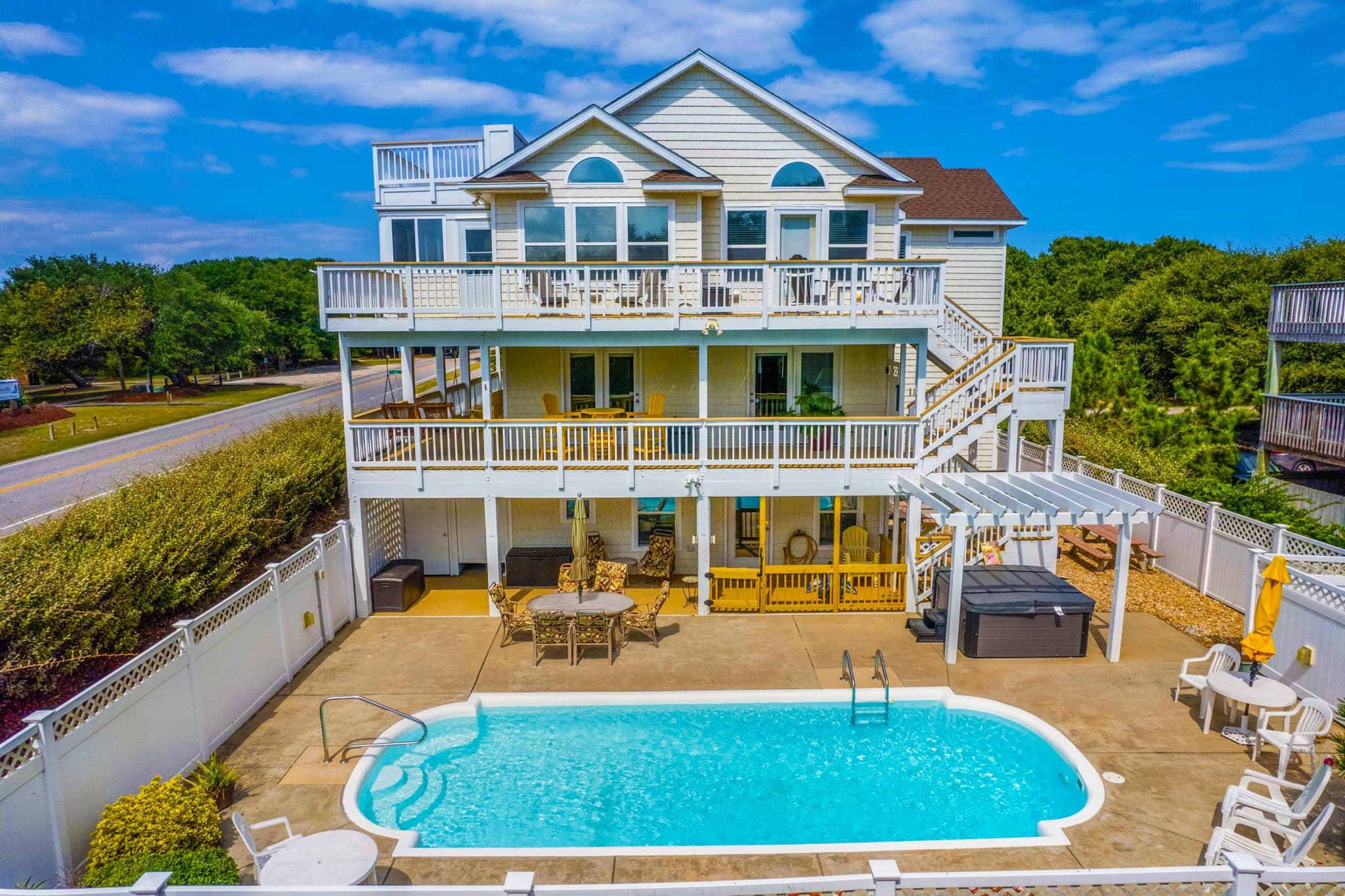 Soundside Pearl by LuxStayUSA — Your Luxury Coastal Escape in Duck, Outer Banks NC