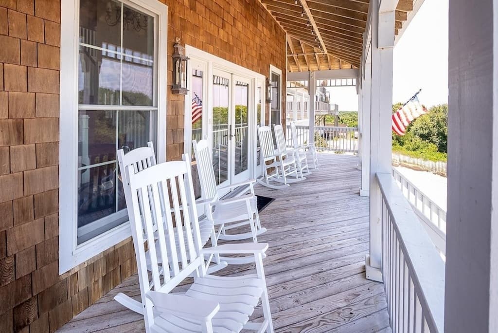 Oceanfront Ceremony Space — Expansive Multi-Level Deck at Mark Twain Estate, Seats 80+ for Outdoor Receptions OBX