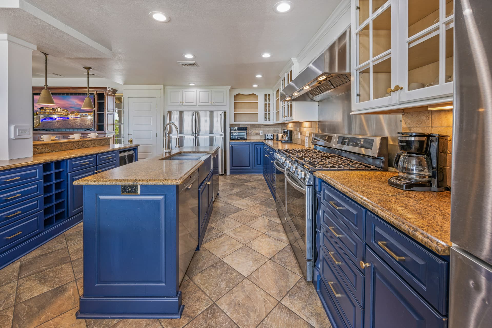 Catering Kitchen — Bar Seating at Mark Twain Estate Island, Casual Dining for Rehearsal Dinners and Breakfasts OBX