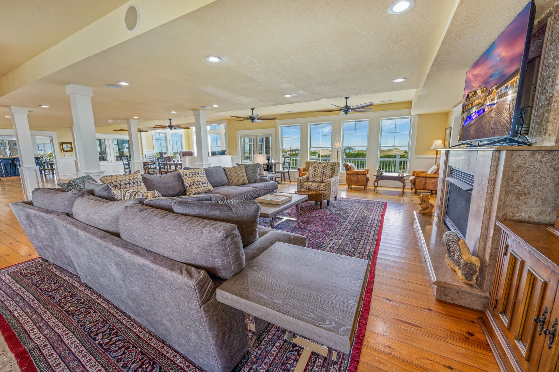 Guest Suite — Coastal Comfort at Mark Twain Estate, Charming King Room in This 32-Bedroom Oceanfront Event Estate