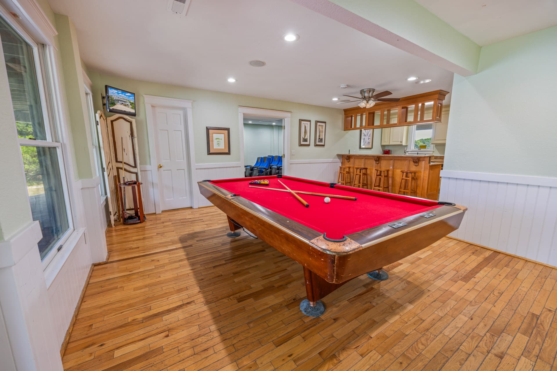 Celebration Space — Fitzgerald Estate Game Room with Billiards, Group Entertainment for Events OBX