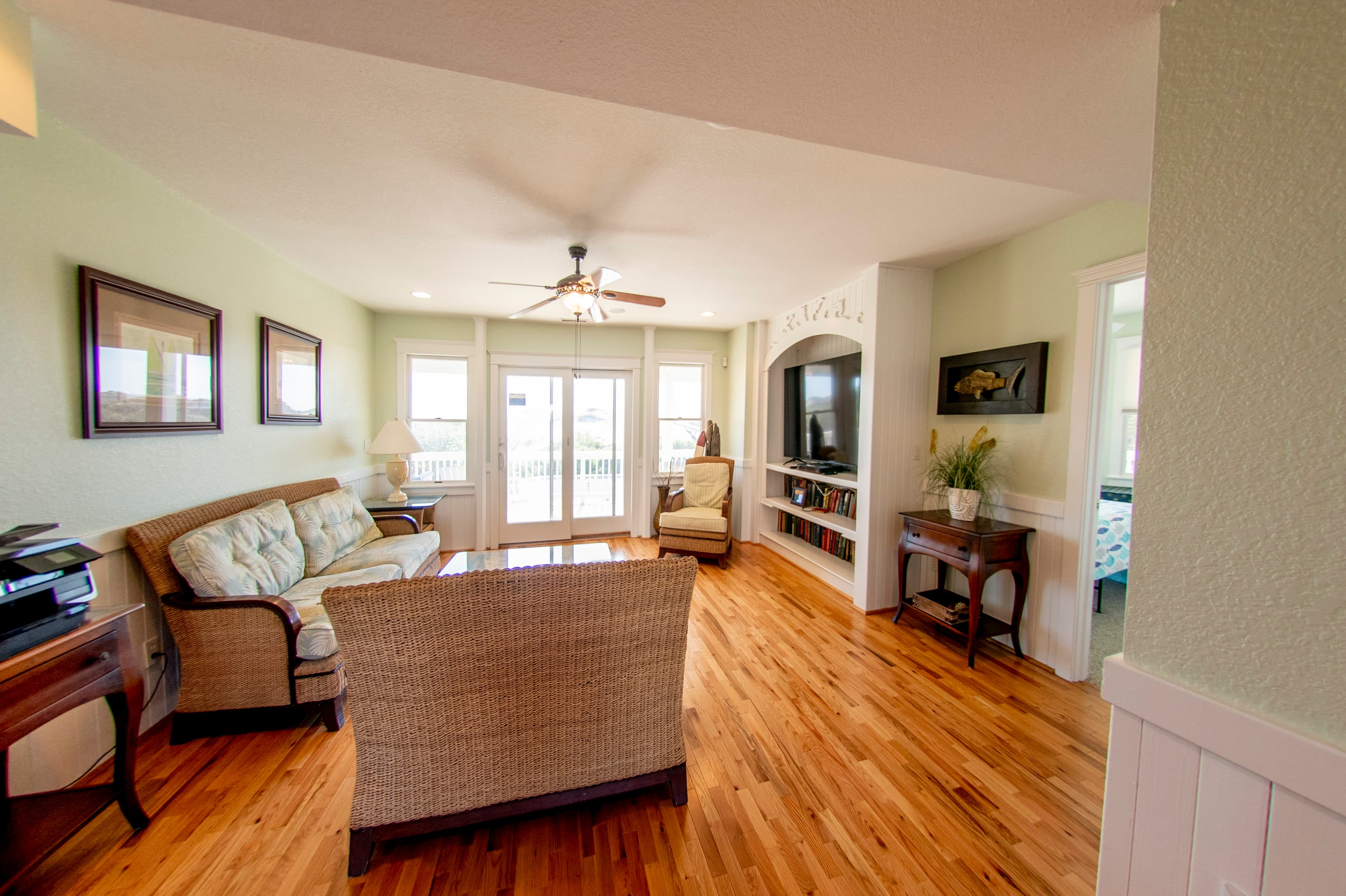 Gathering Space — Mark Twain Mid-Level Living Area, Cozy Breakout Space for Events | Three Authors, OBX