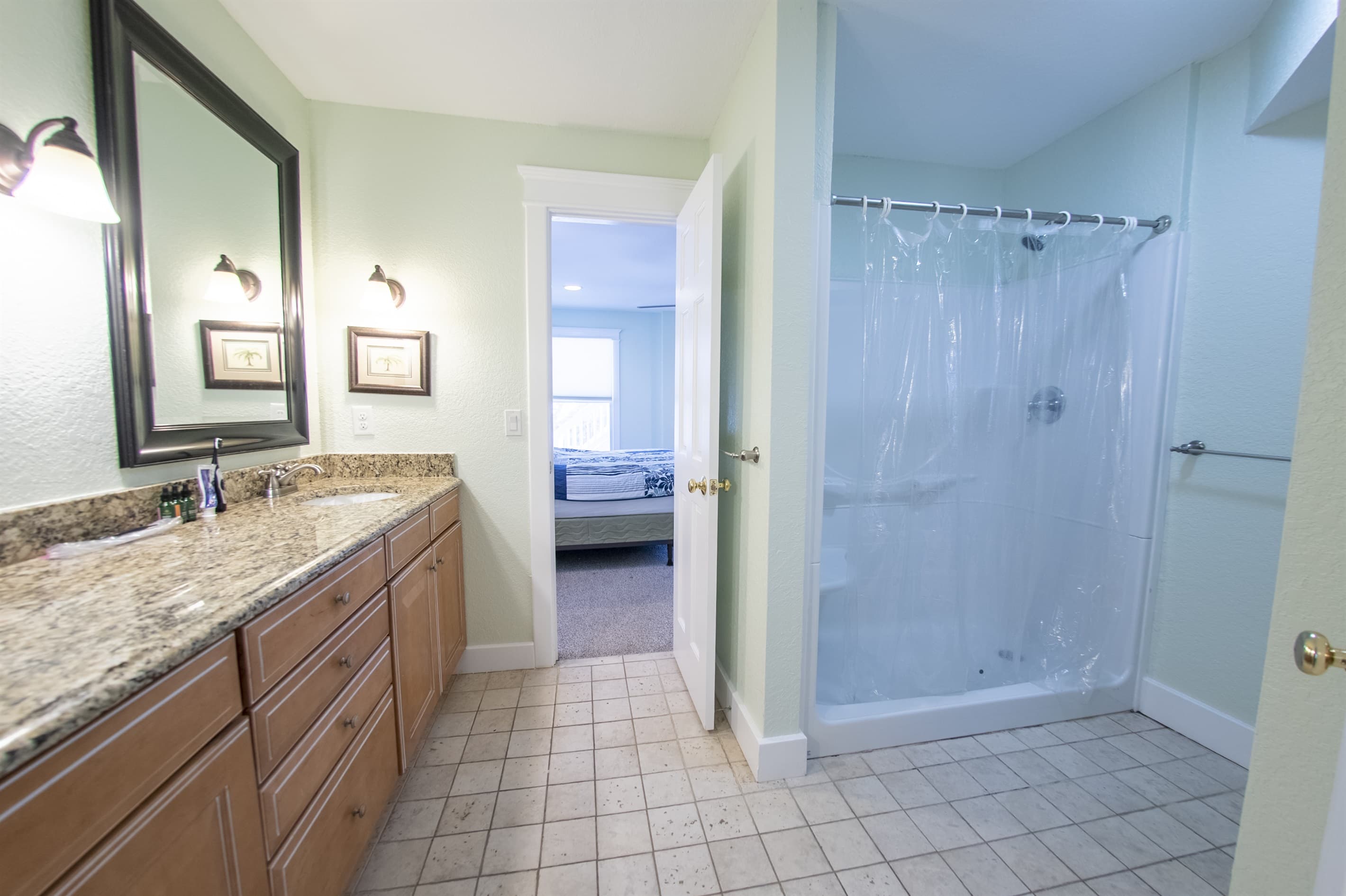 Private Estate Hot Tub — Mark Twain Oceanfront Relaxation Under the Stars | Post-Event Unwind, OBX
