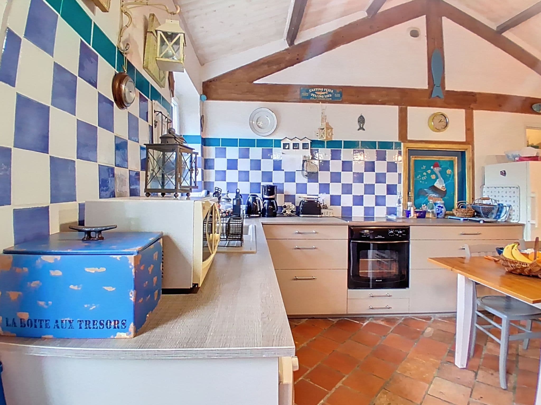 Kitchen / Dining Room