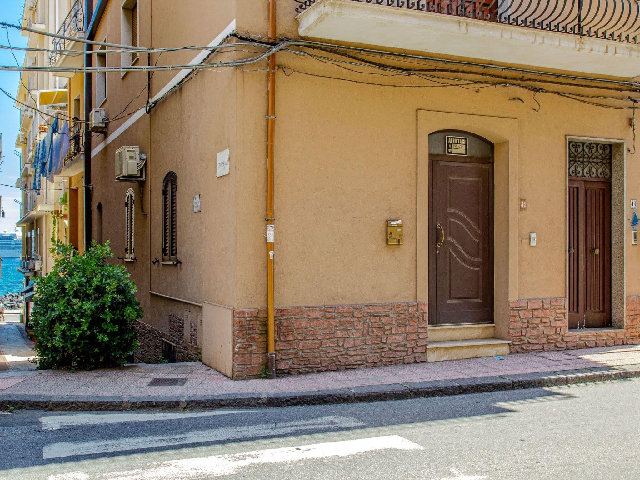Gallery Image 12