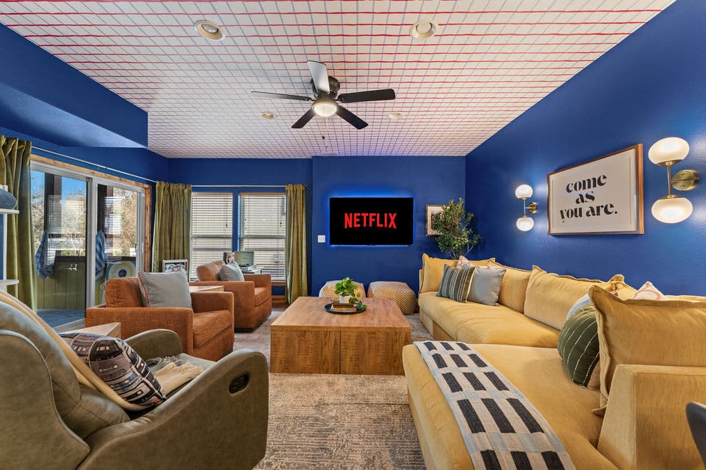 Pull the sectional together, dim the lights, and start the movie — everyone fits