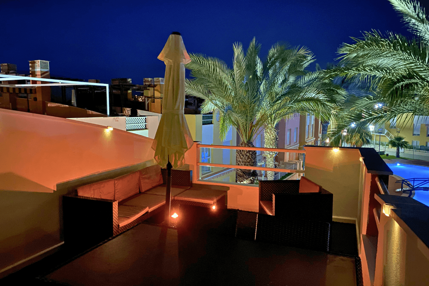 Terraza nocturna