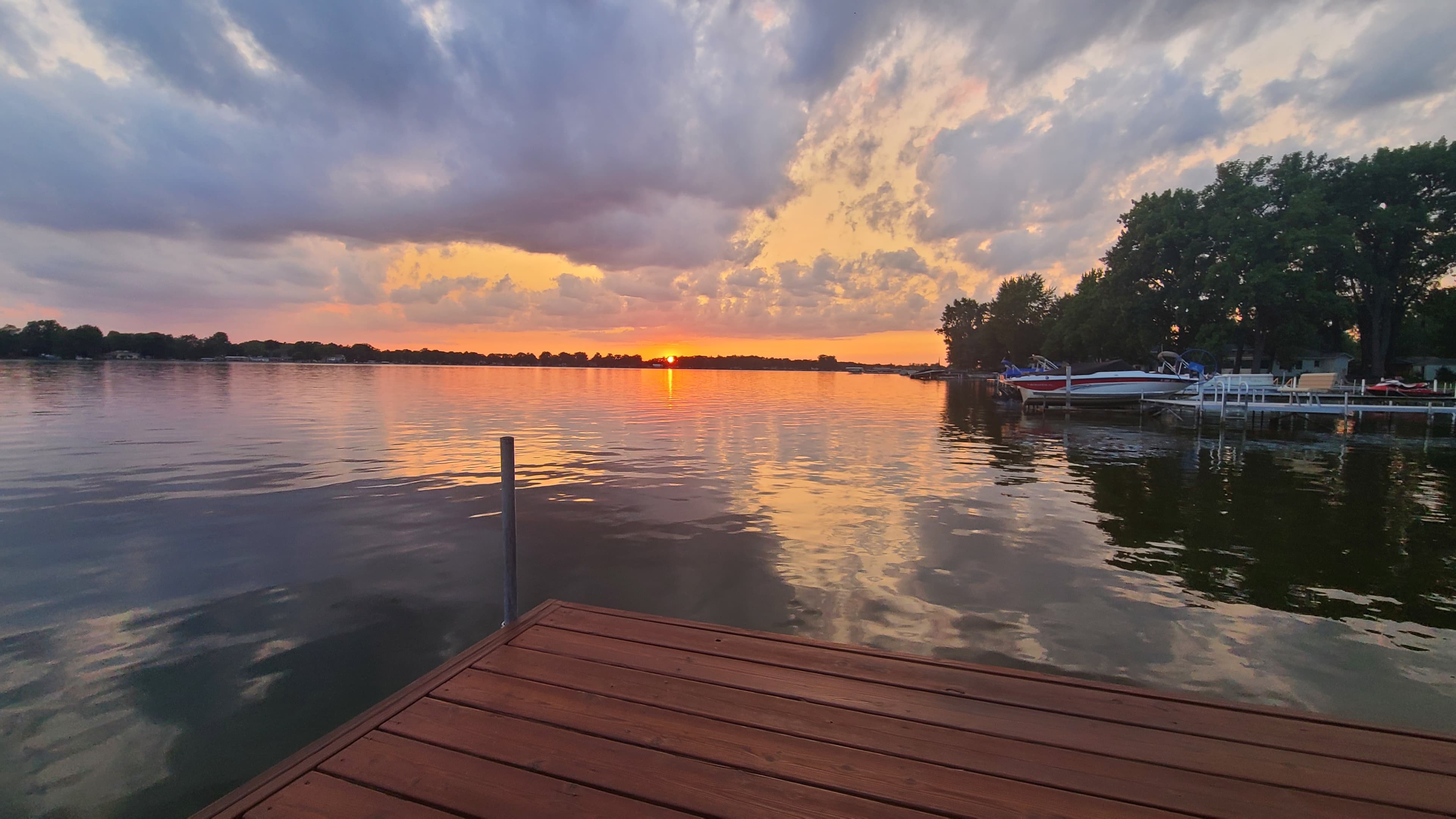 PIER CORNER - SUNSET SUMMER
