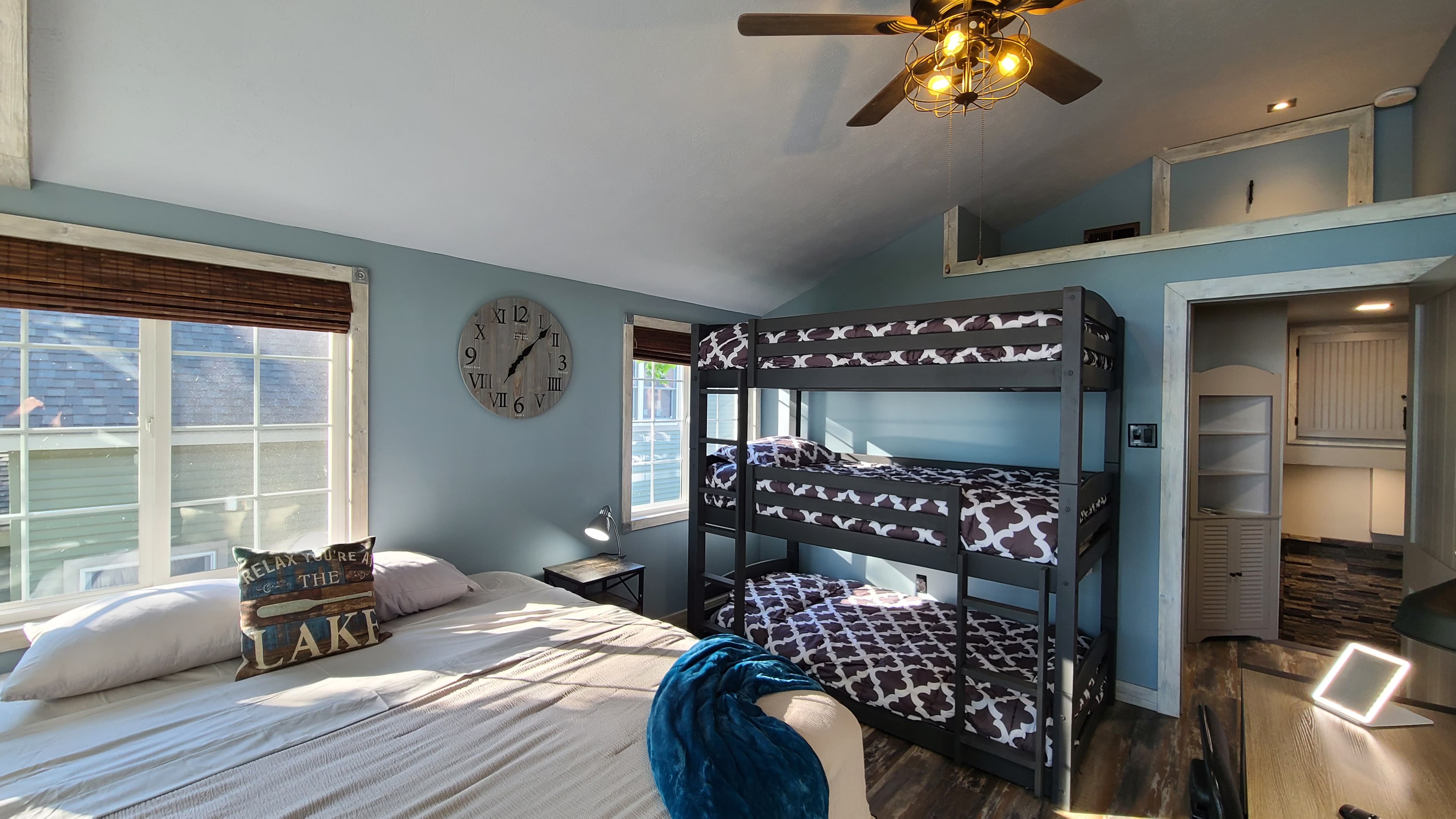 BUNKS