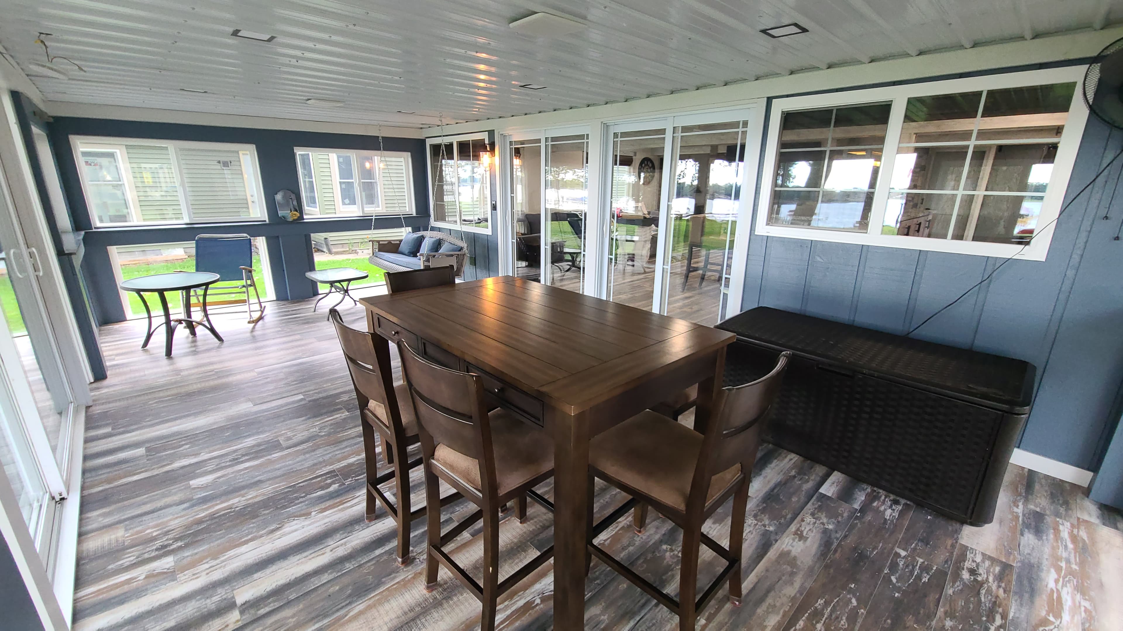 24 X 12 ENCLOSED 3 SEASON ROOM