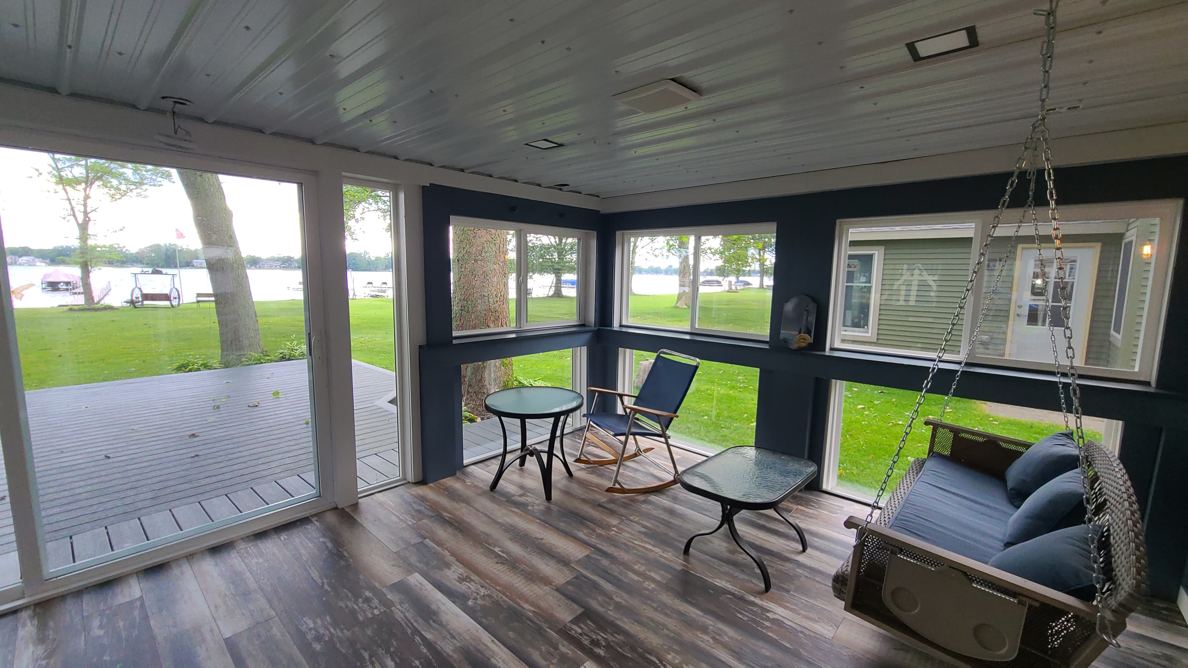 PORCH SWING