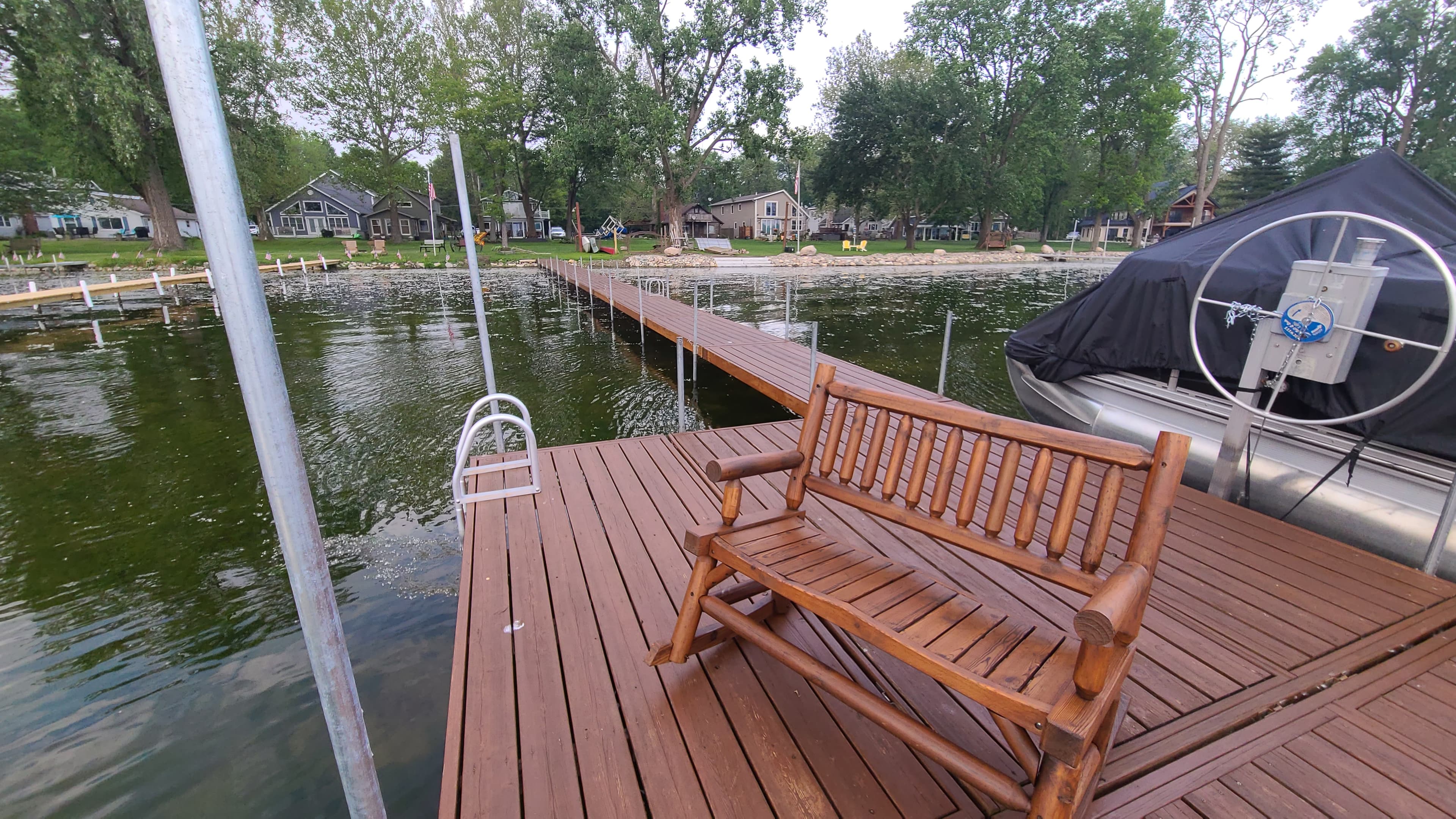 DOCK TO HOUSE  ROCKERS