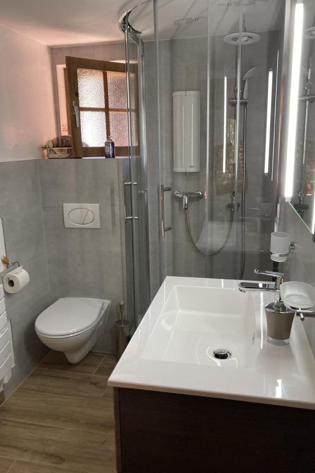 Bathroom / Wellness