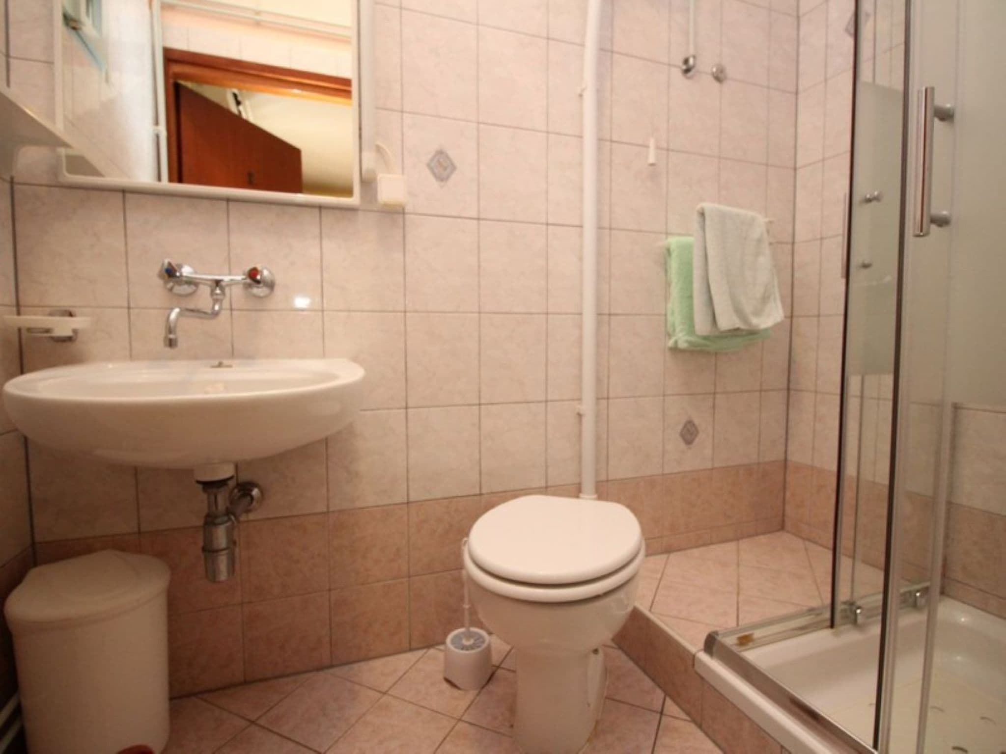 Gallery Image 12