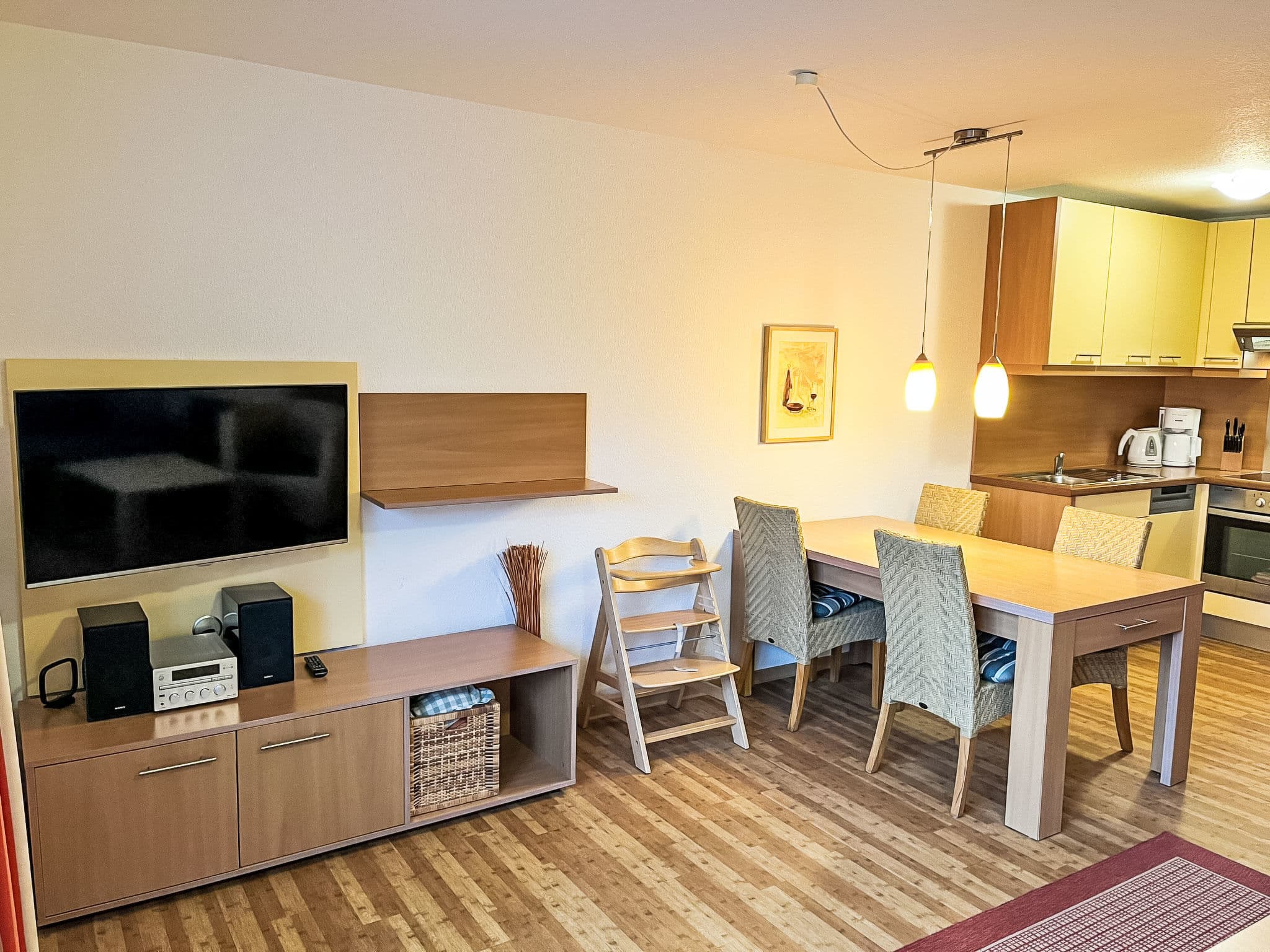 Kitchen / Dining Room