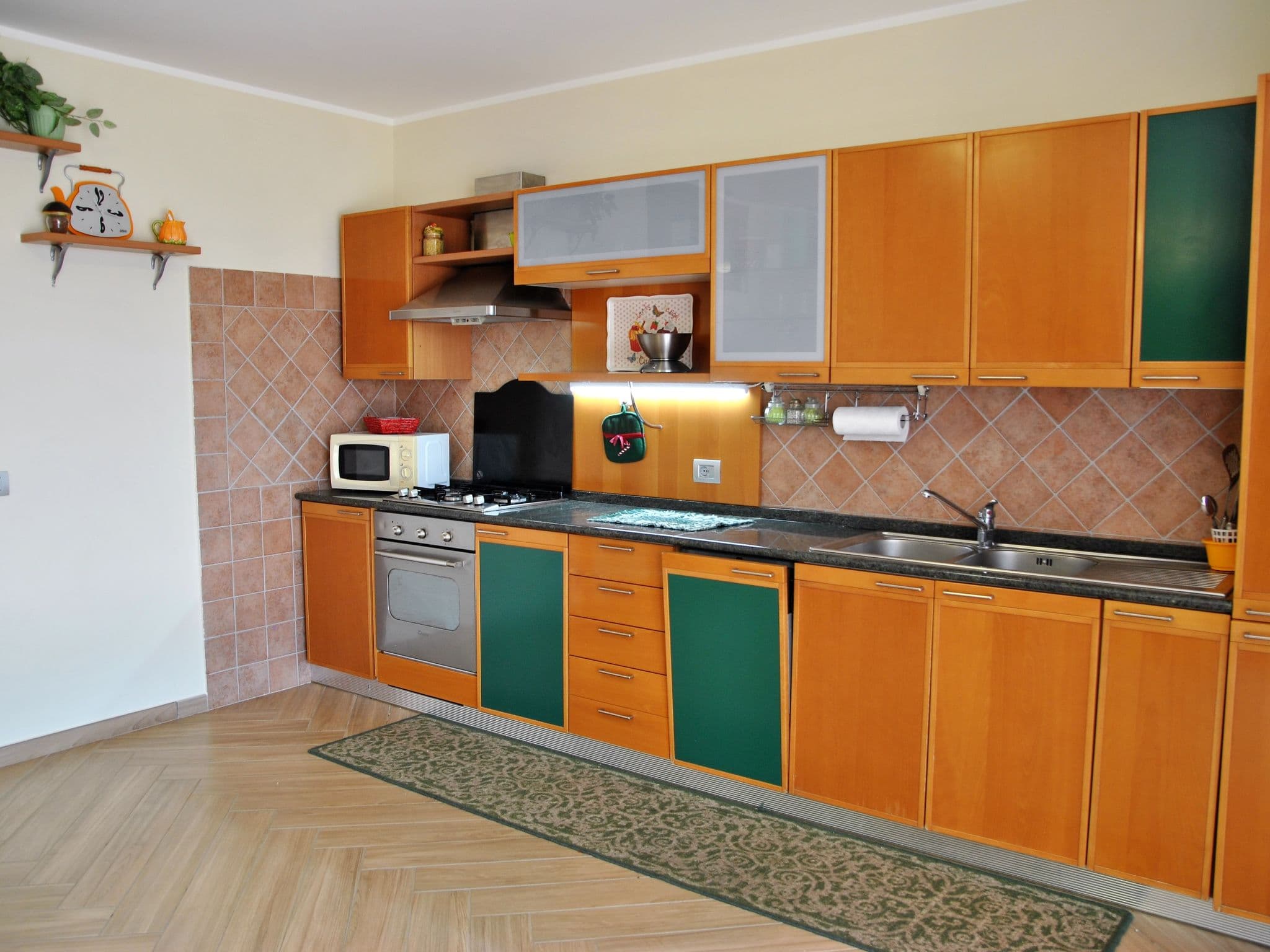 Kitchen / Dining Room