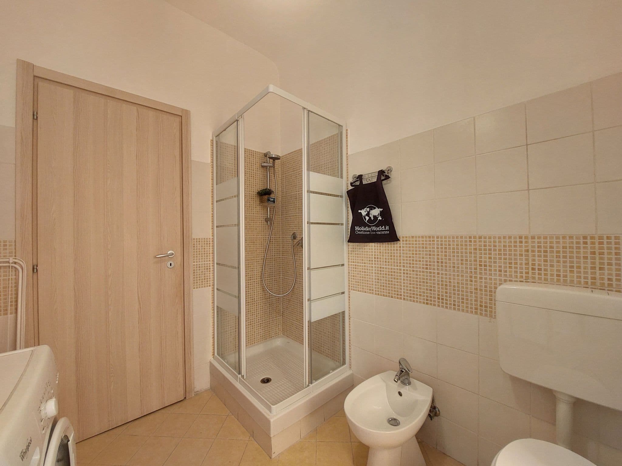 Gallery Image 15