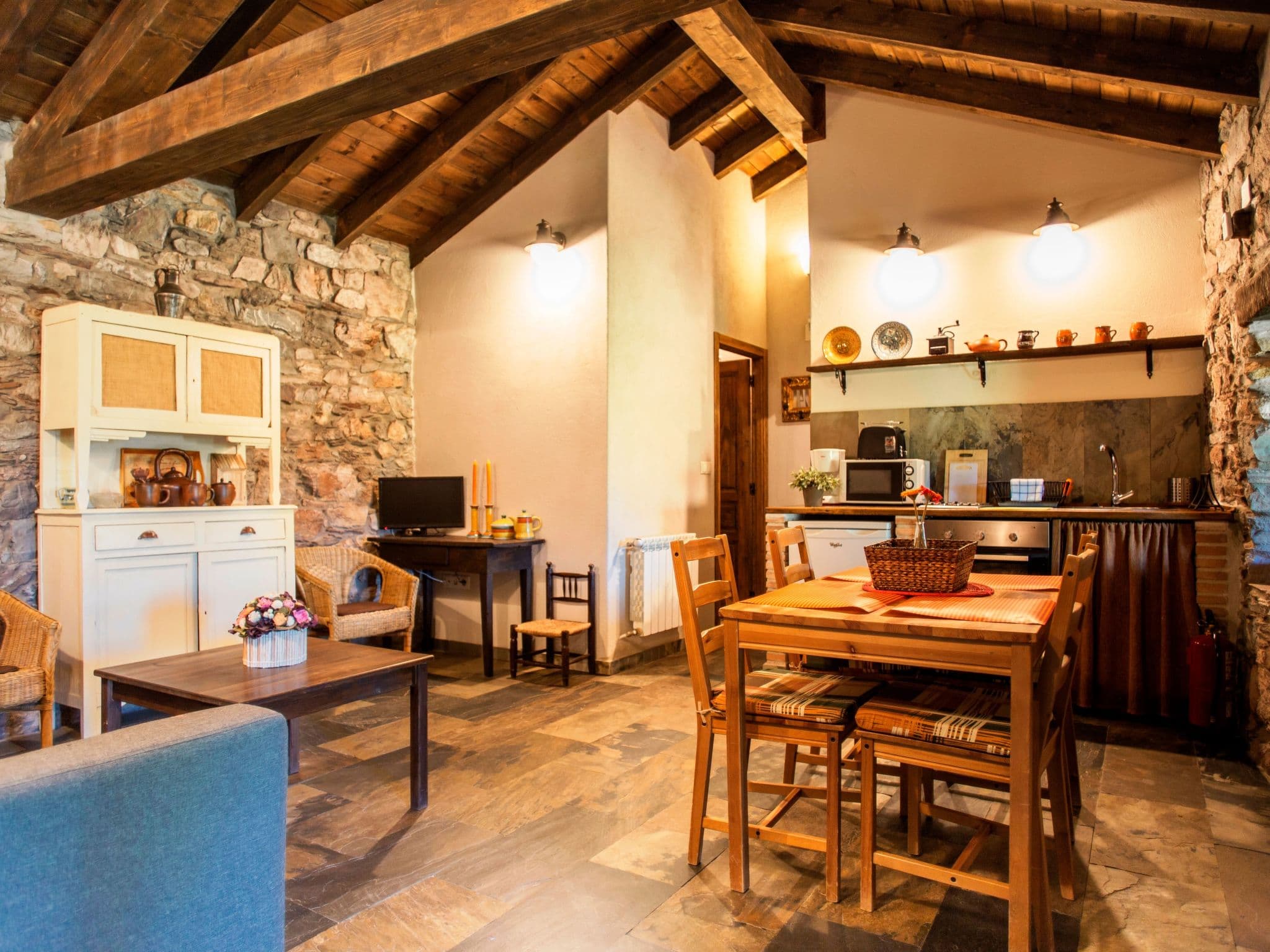 Kitchen / Dining Room