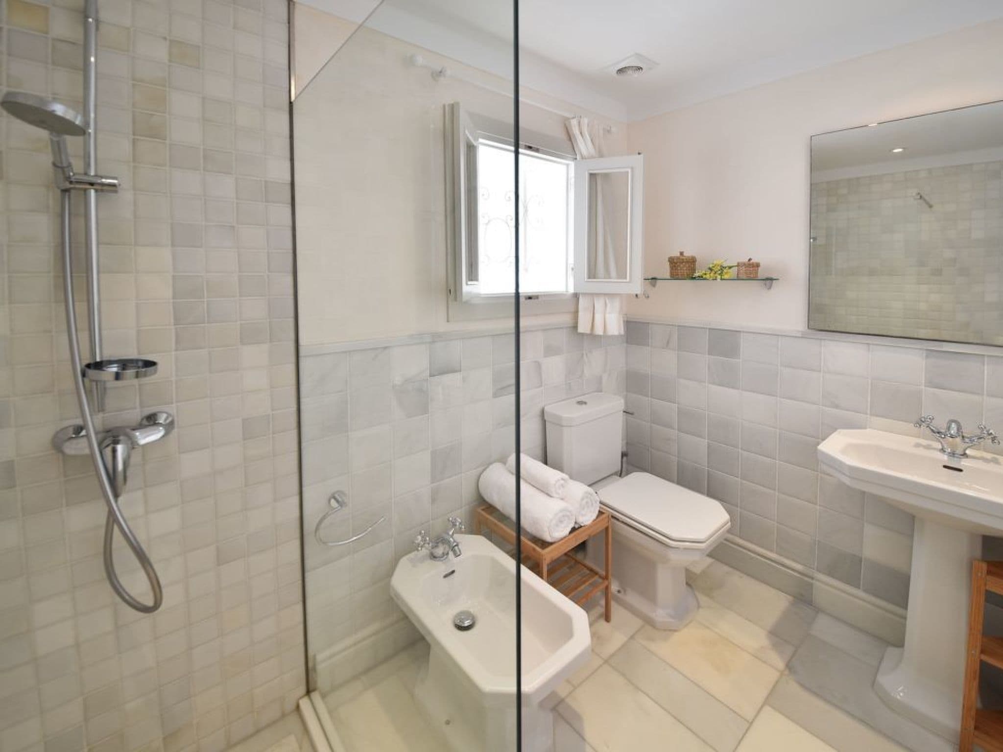 Bathroom / Wellness