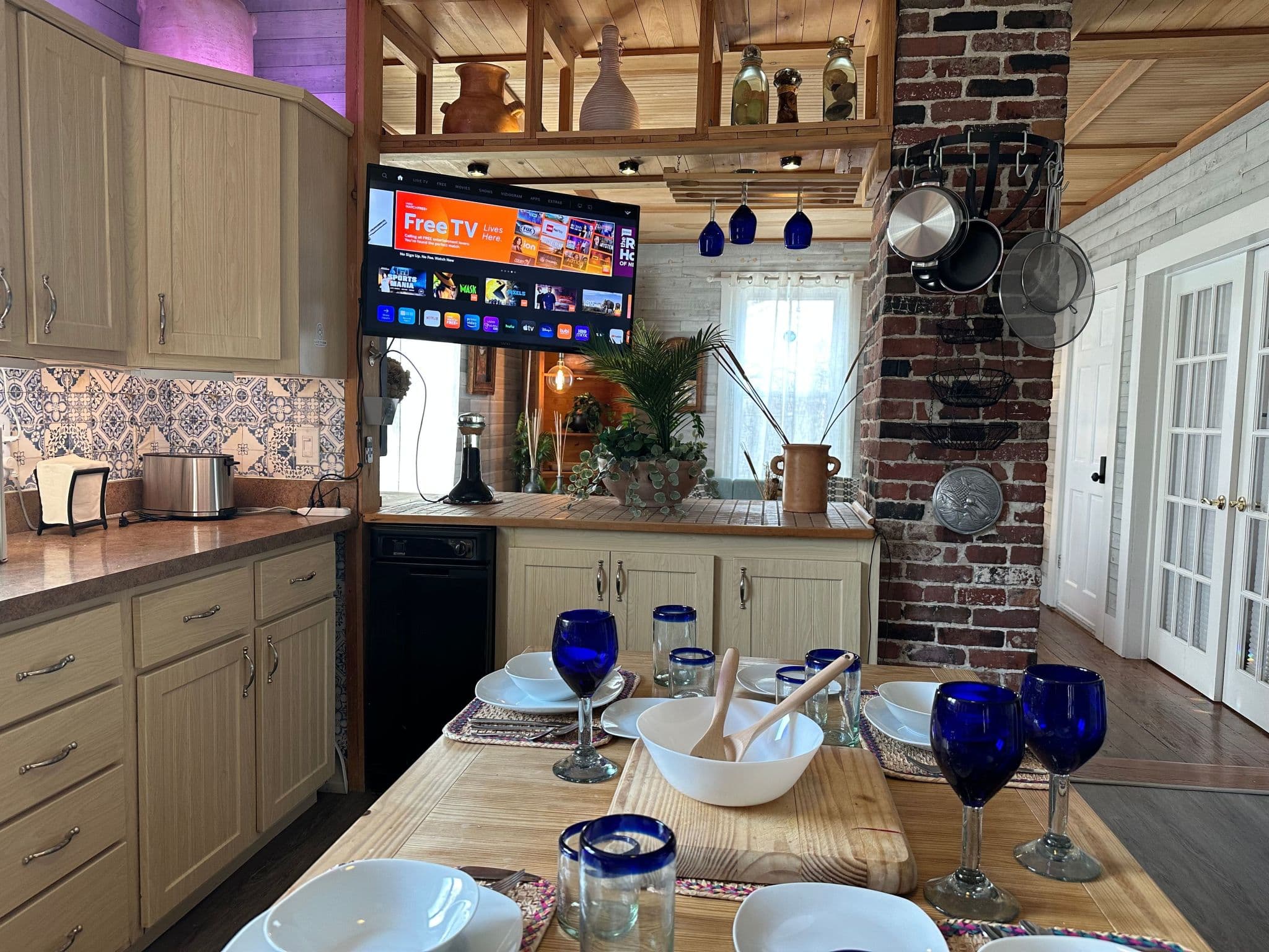Kitchen / Dining Room