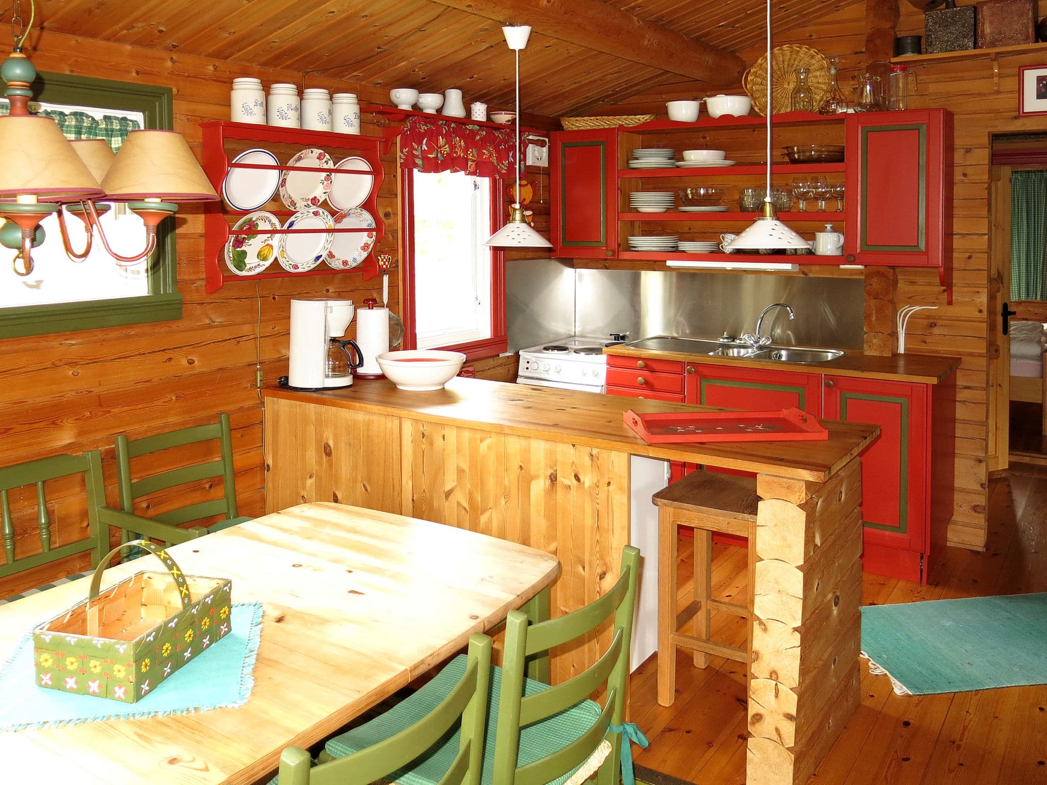 Kitchen / Dining Room