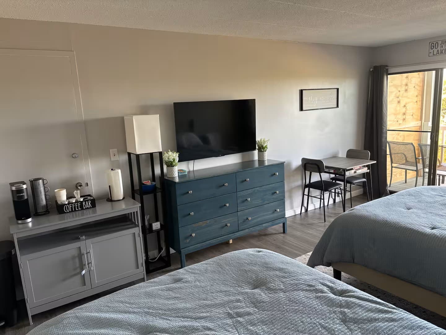 Smart Tv and Coffee Bar