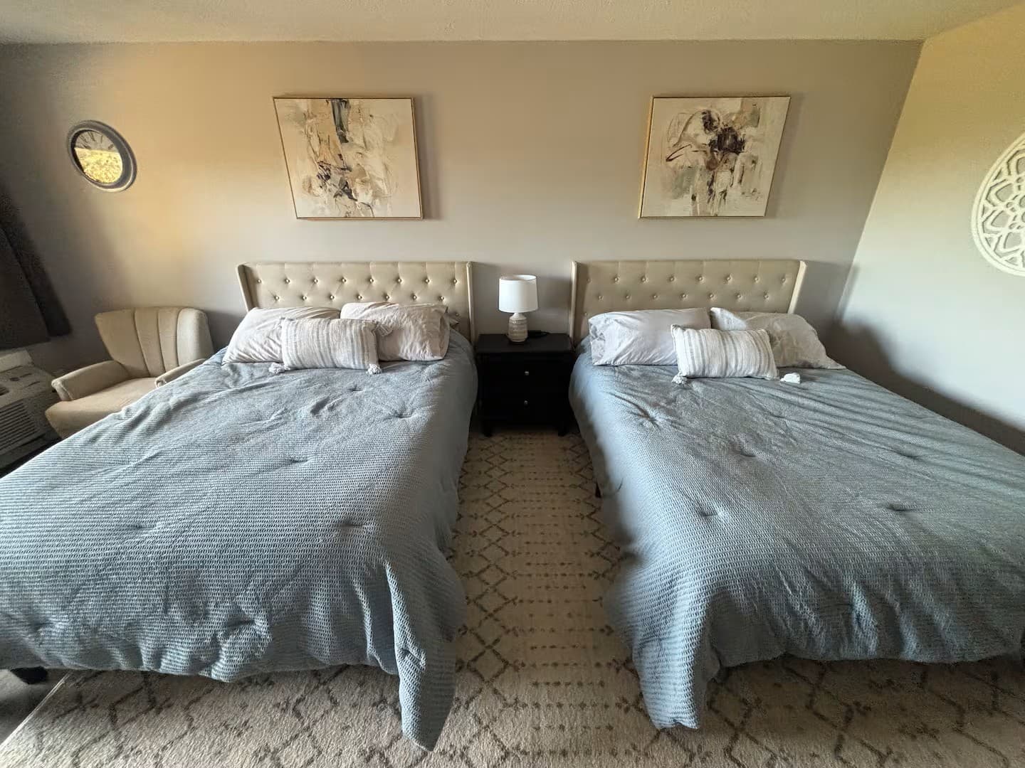 Room with 2 Queen beds