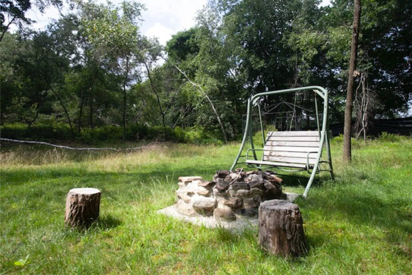 Large garden with private fire pit