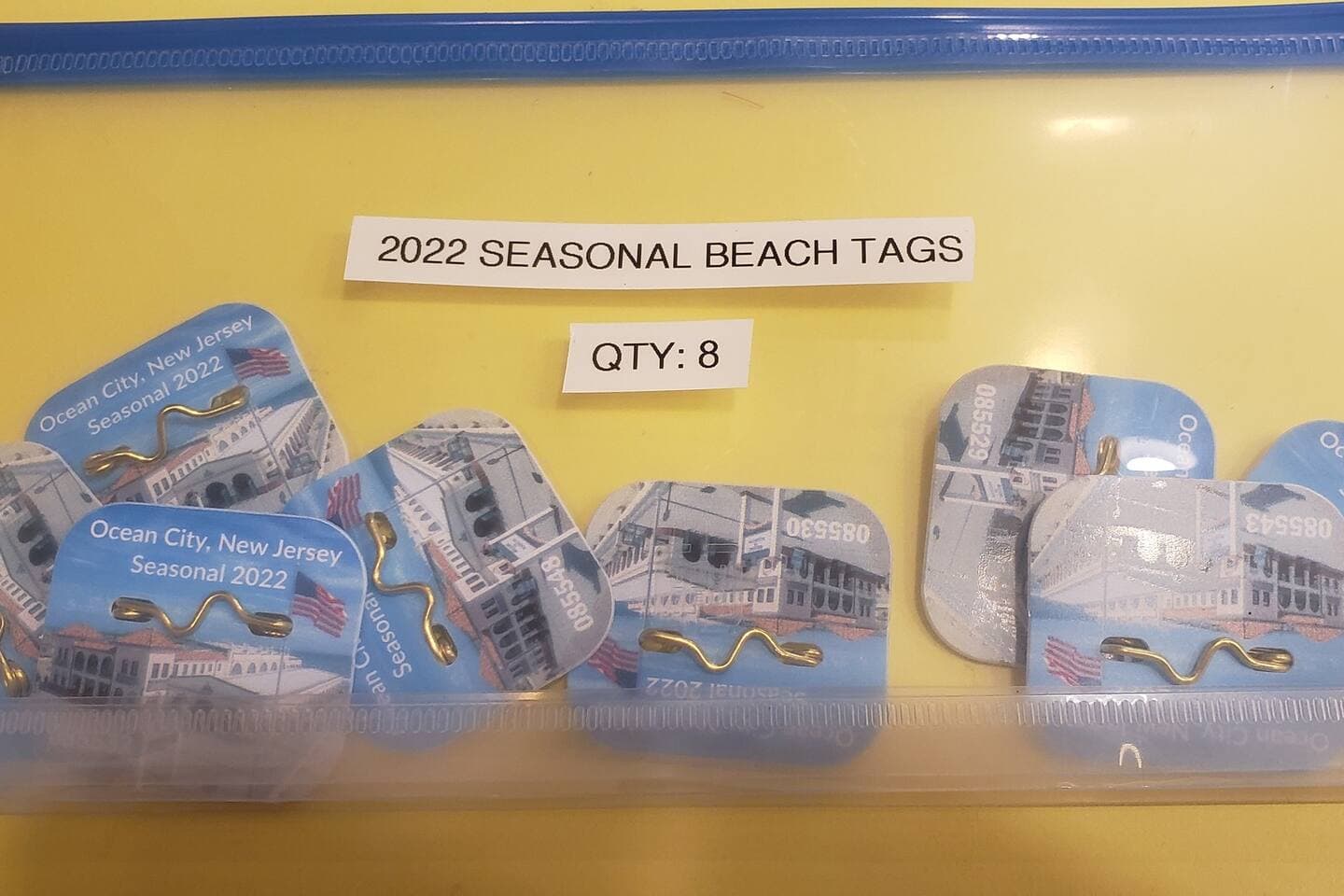 We provide 8 seasonal beach tags for use during your stay. 