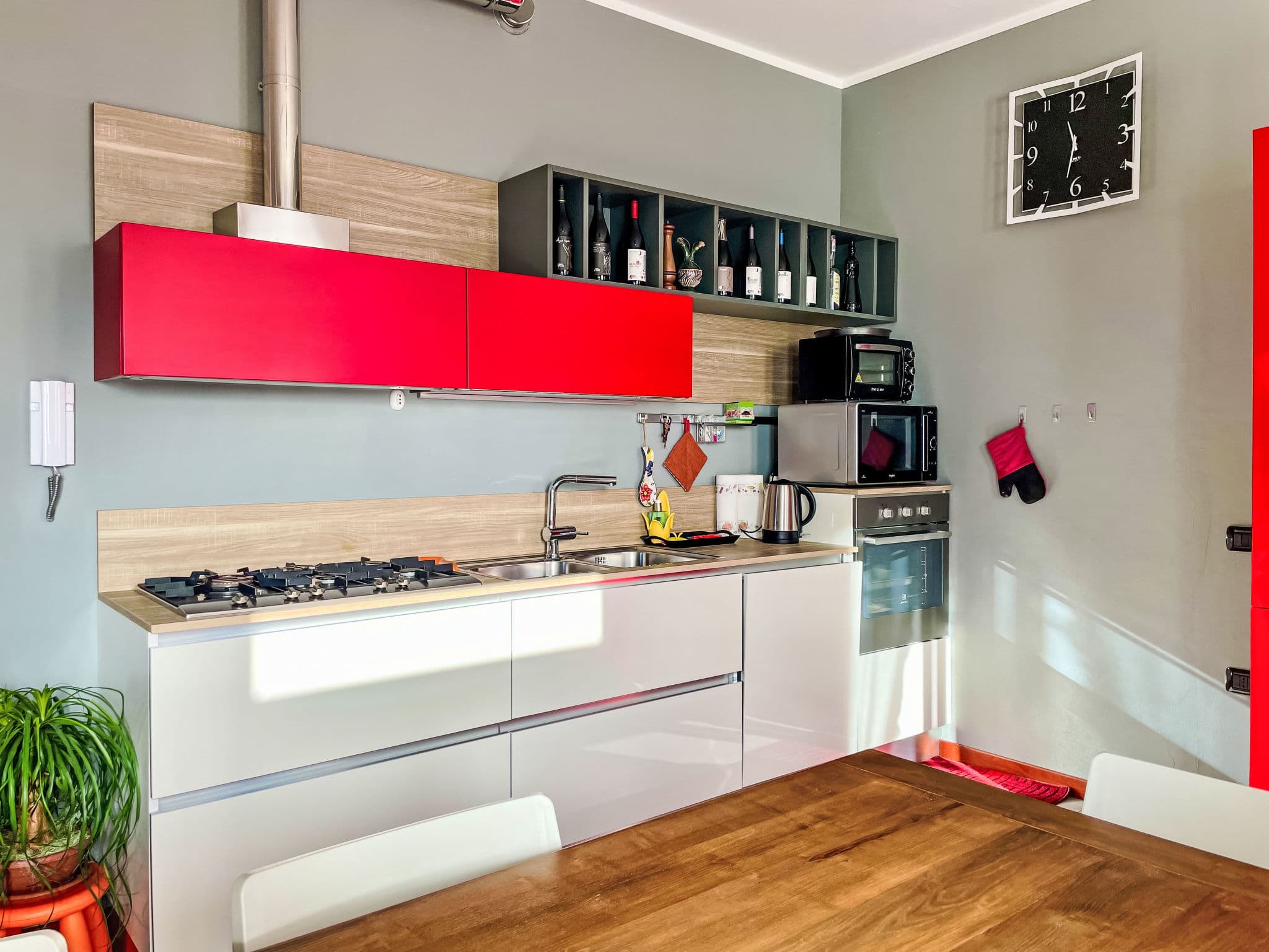 Kitchen / Dining Room